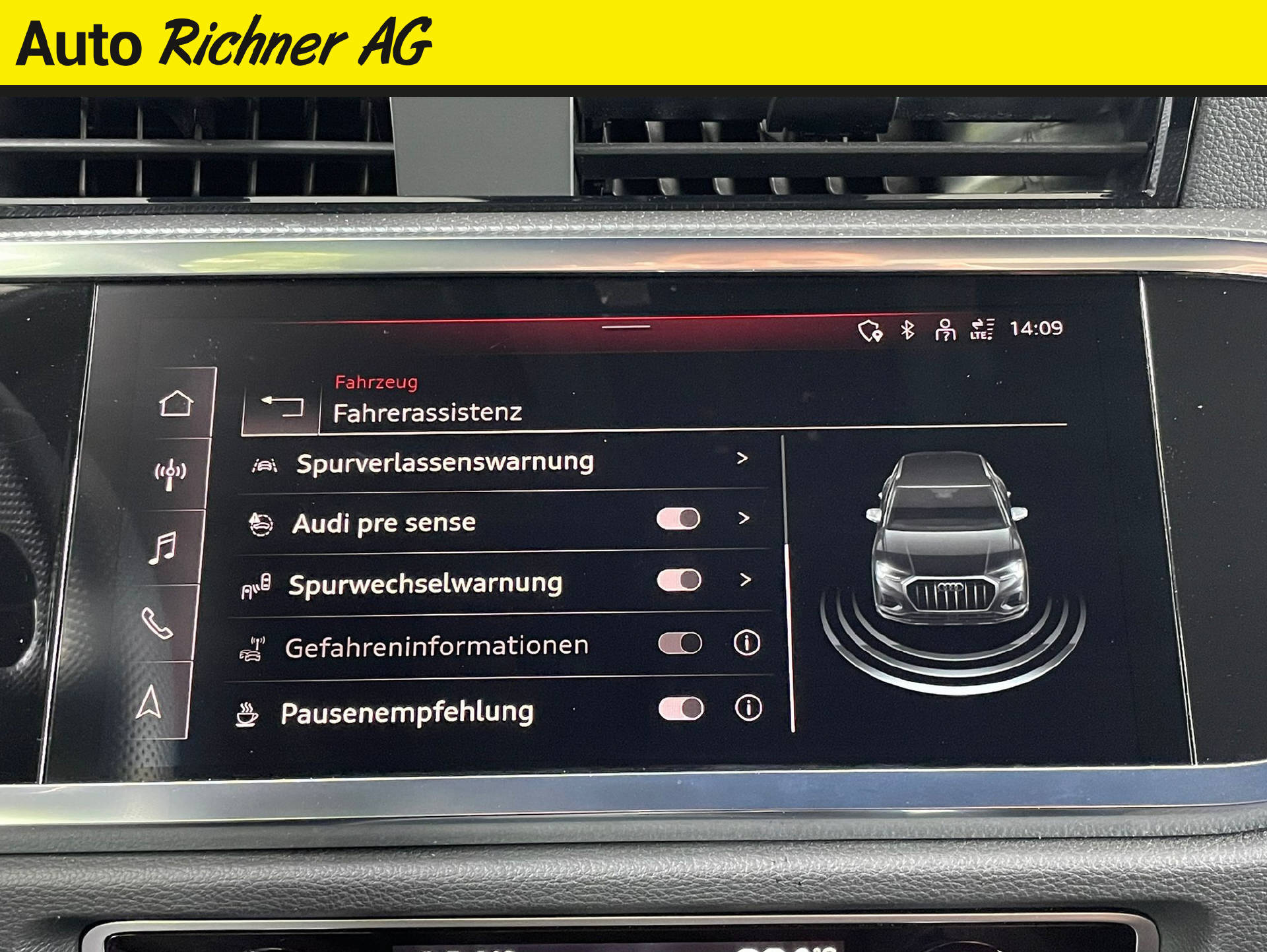 AUDI Q3 2.0 35 TDI S line quattro S-Tronic-image-13