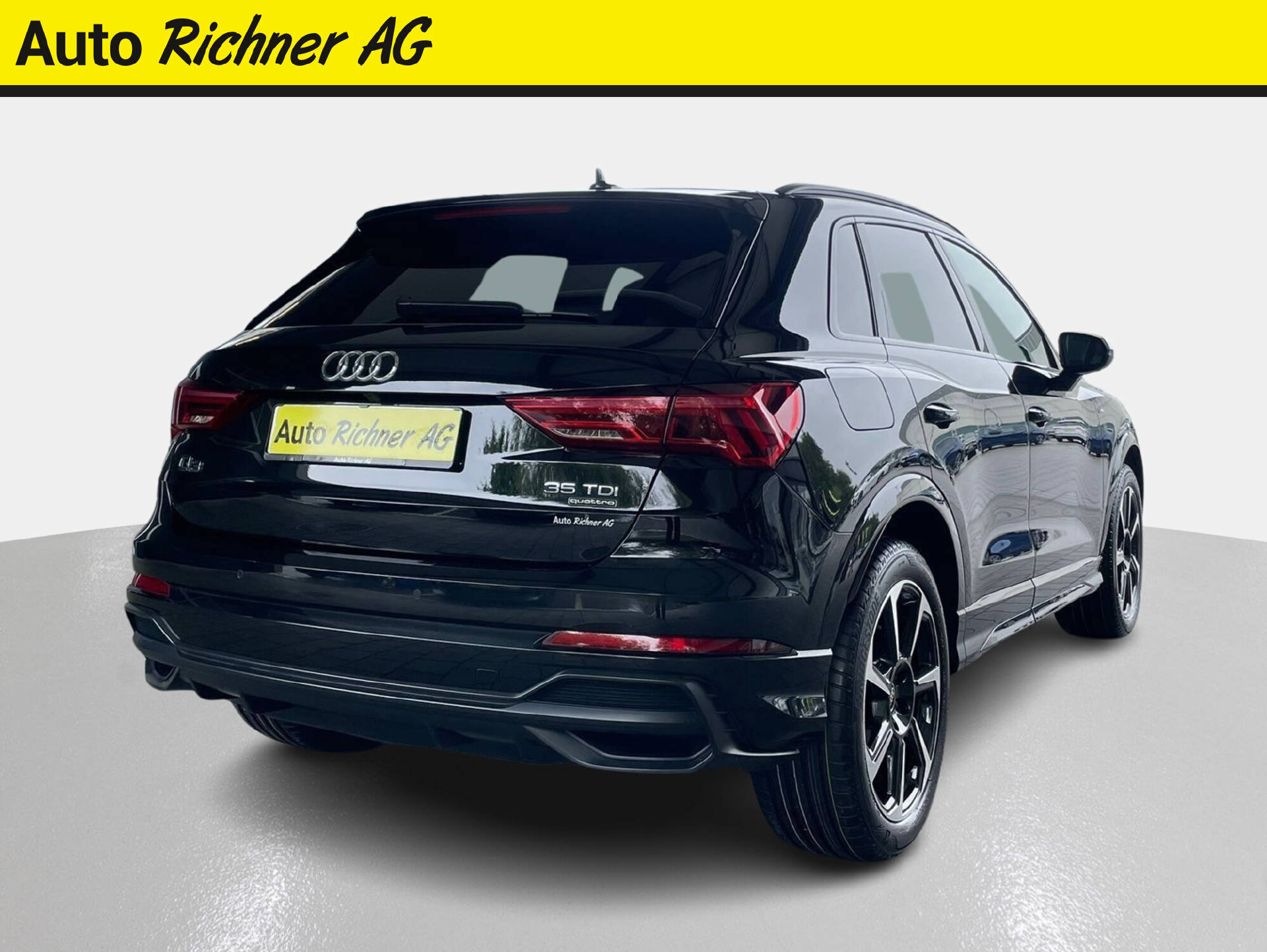 AUDI Q3 2.0 35 TDI S line quattro S-Tronic-image-3