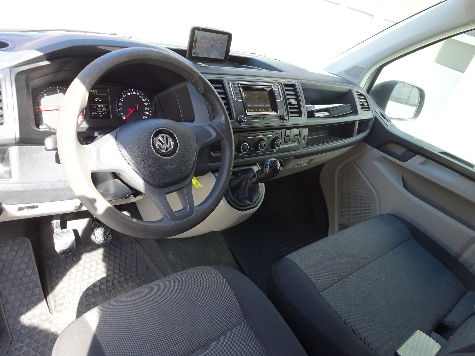 VW T6 2.0 TDI 4Motion-image-14