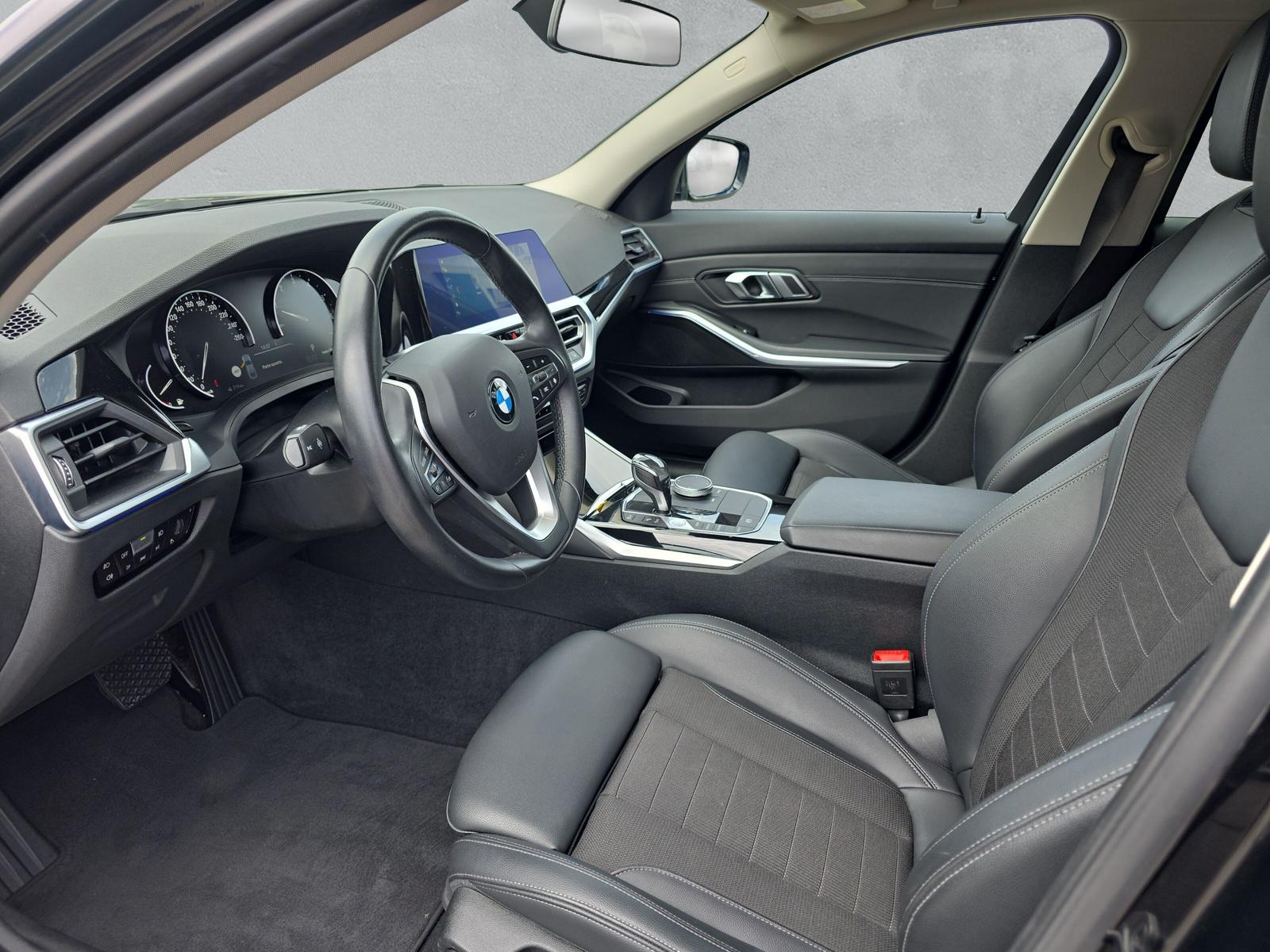 BMW 320i Sport Line G20-image-11