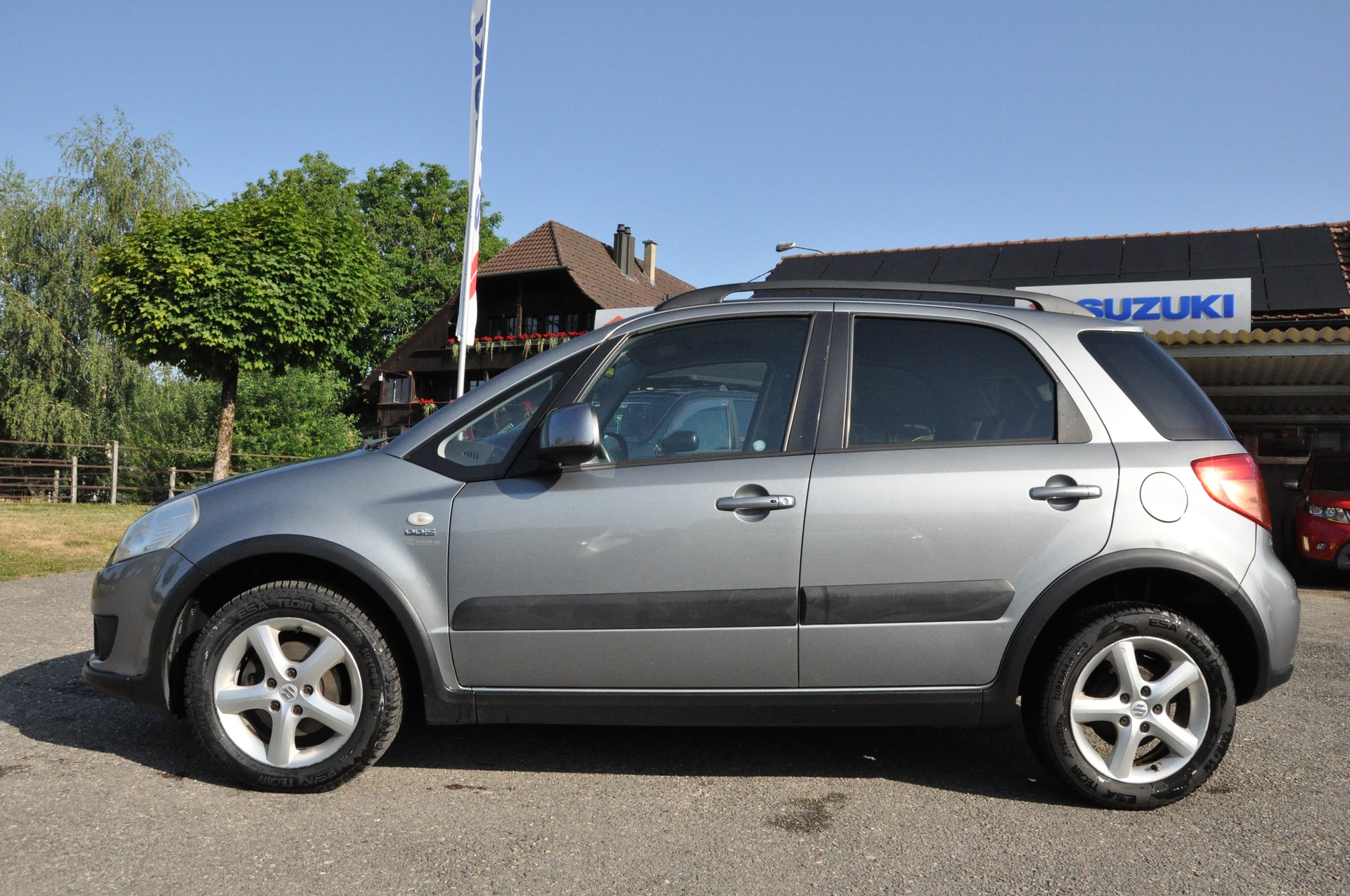 SUZUKI SX4 1.9 TD GL Top 4WD-showroom-element-2