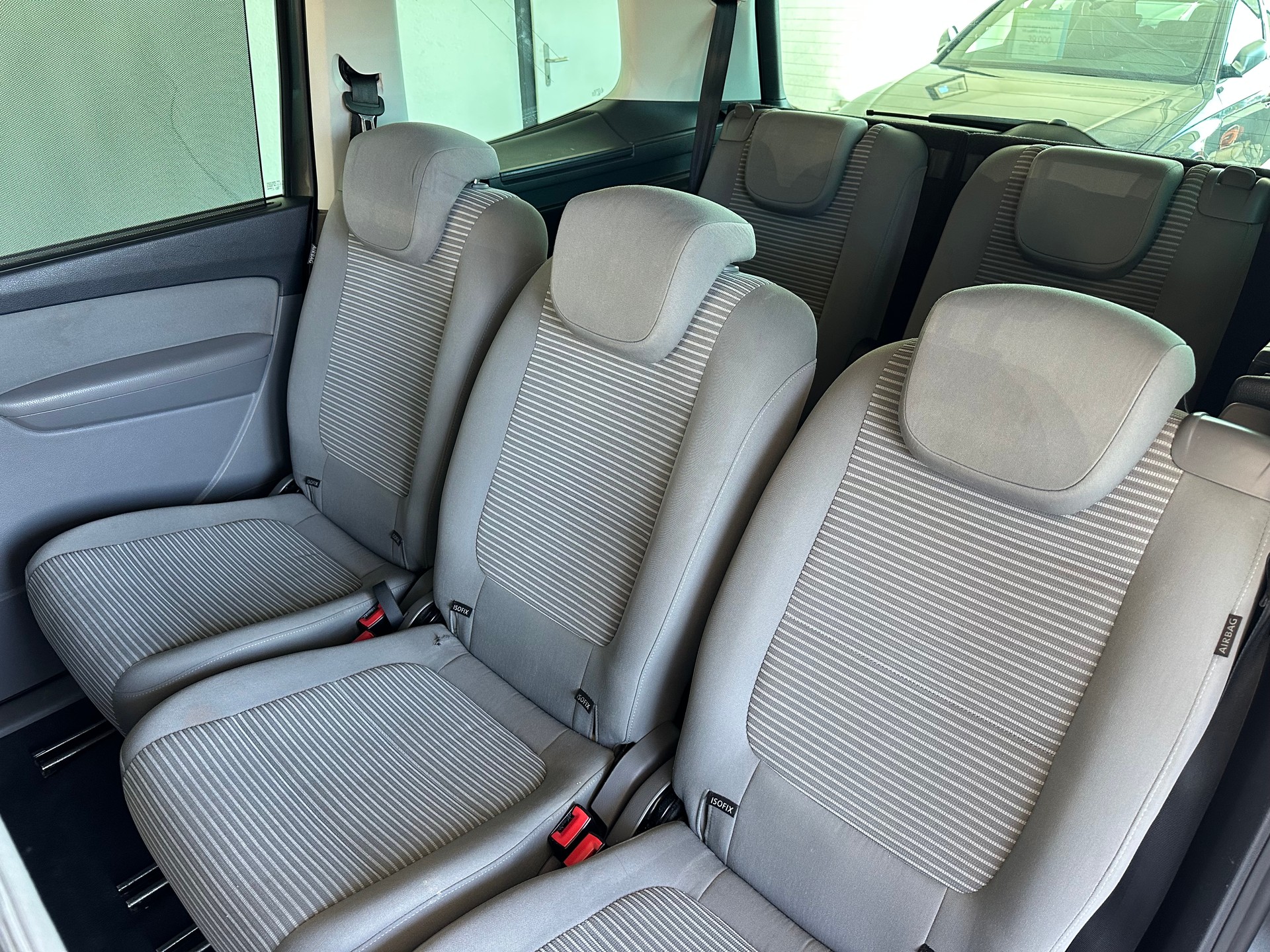 SEAT Alhambra 2.0 TDI Style Eco DSG-image-9