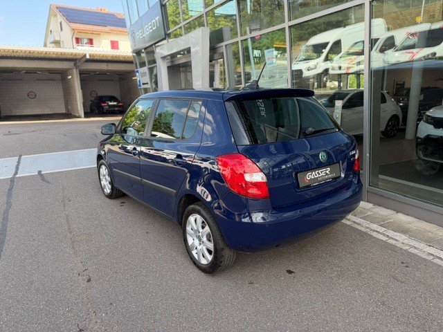 SKODA Fabia 1.2 TSI Ambiente-image-2