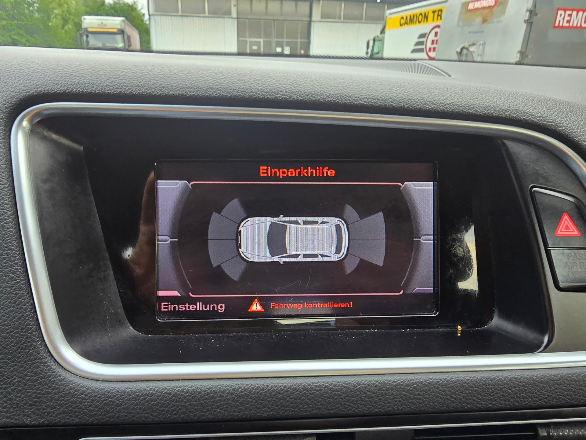 AUDI Q5 2.0 TDI quattro S-tronic-image-19