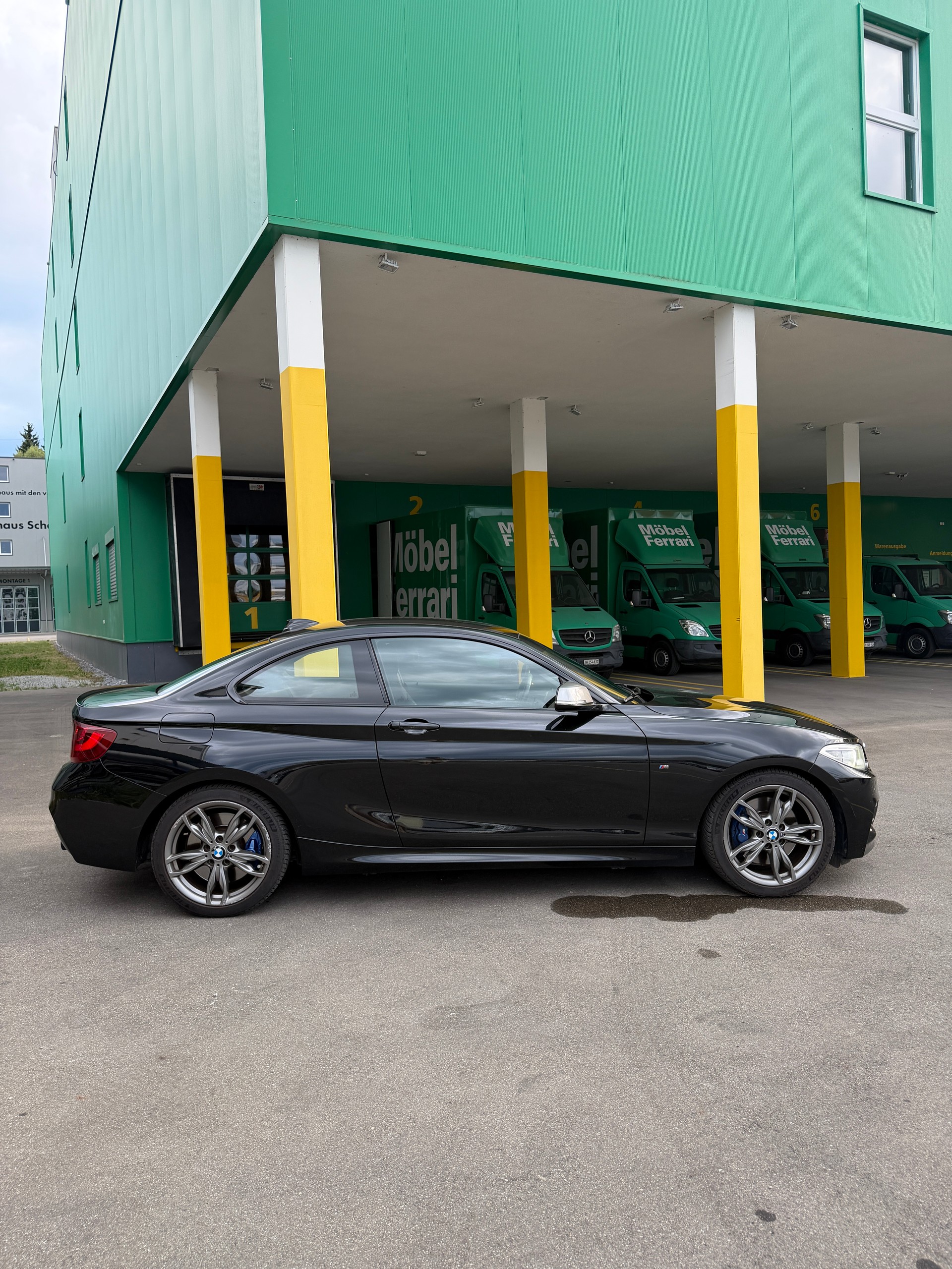 BMW M240i-image-7
