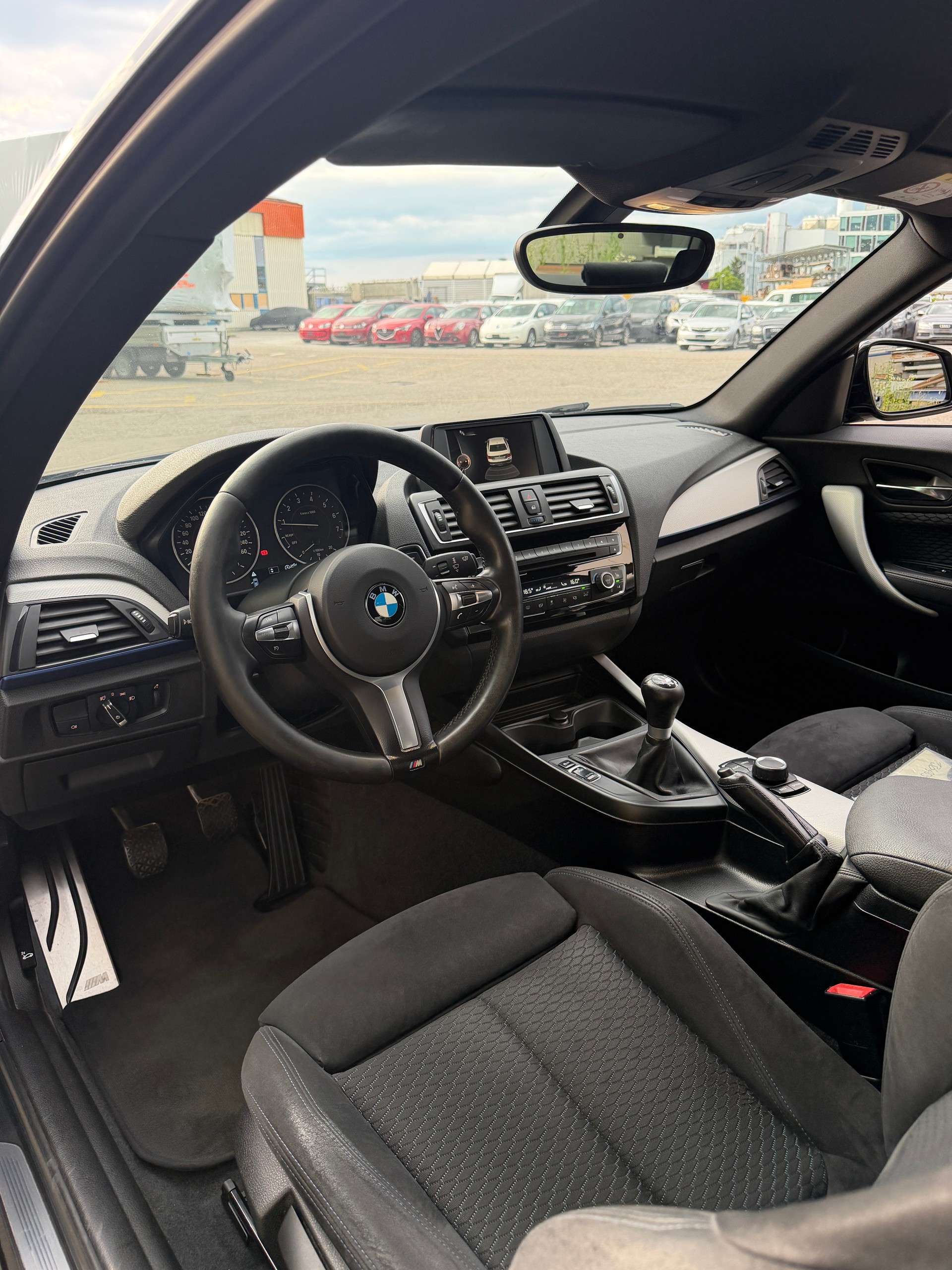 BMW M240i-image-8