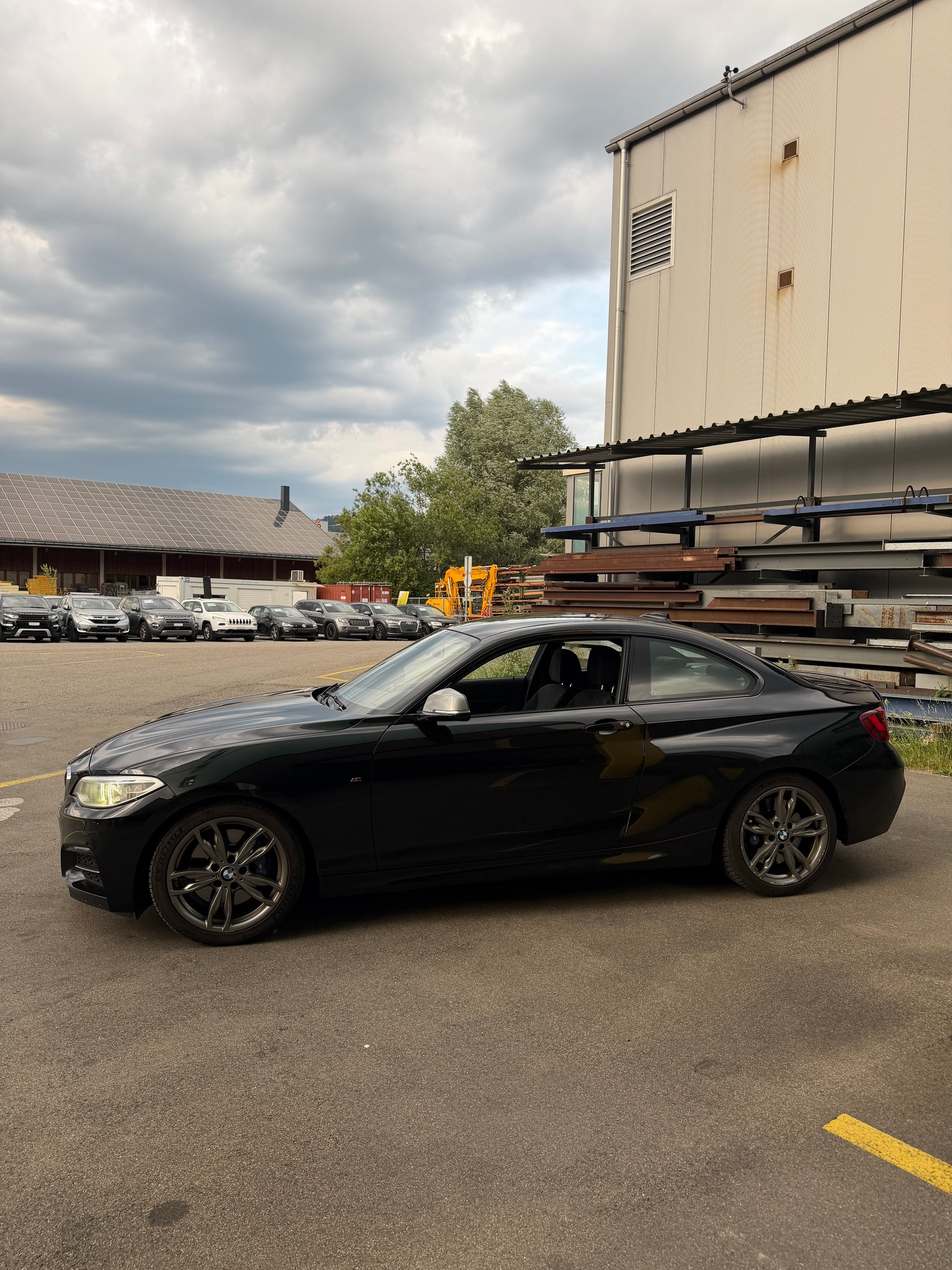 BMW M240i-image-3