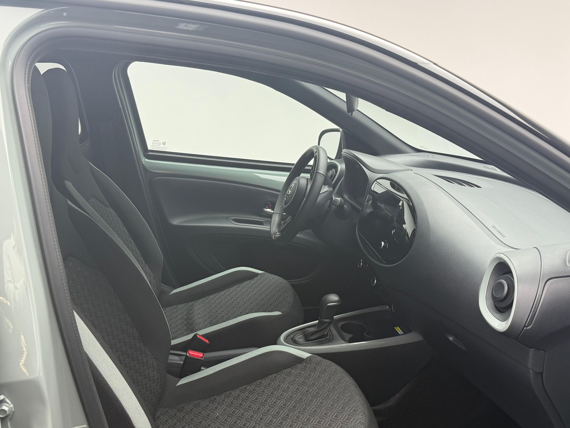 TOYOTA Aygo X 1.0 VVT-i Trend-image-13