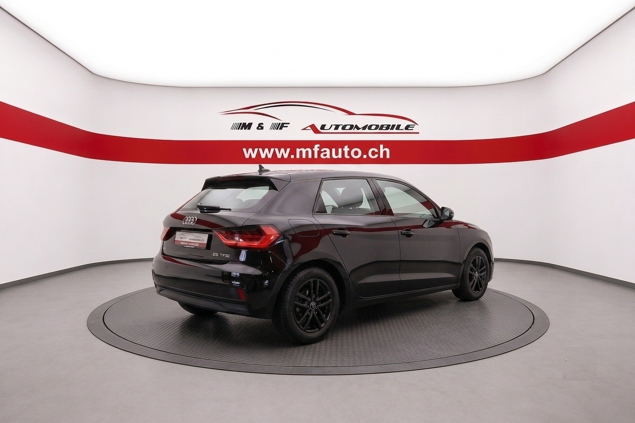 AUDI A1 Sportback 1.0 25 TFSI S-Tronic CH FAHRZEUG-image-5
