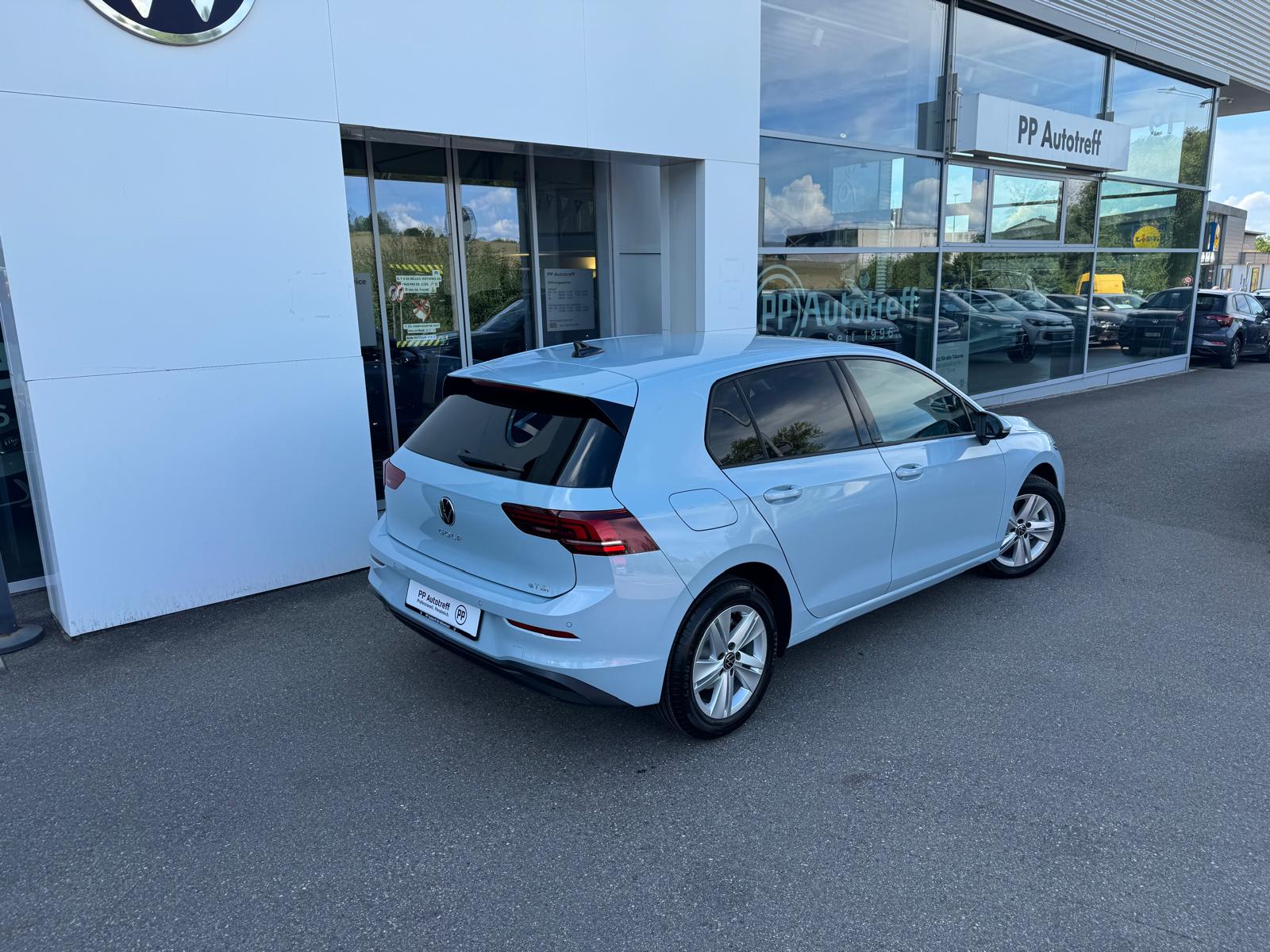 VW Golf 1.5 e TSI mHEV Value DSG-image-3