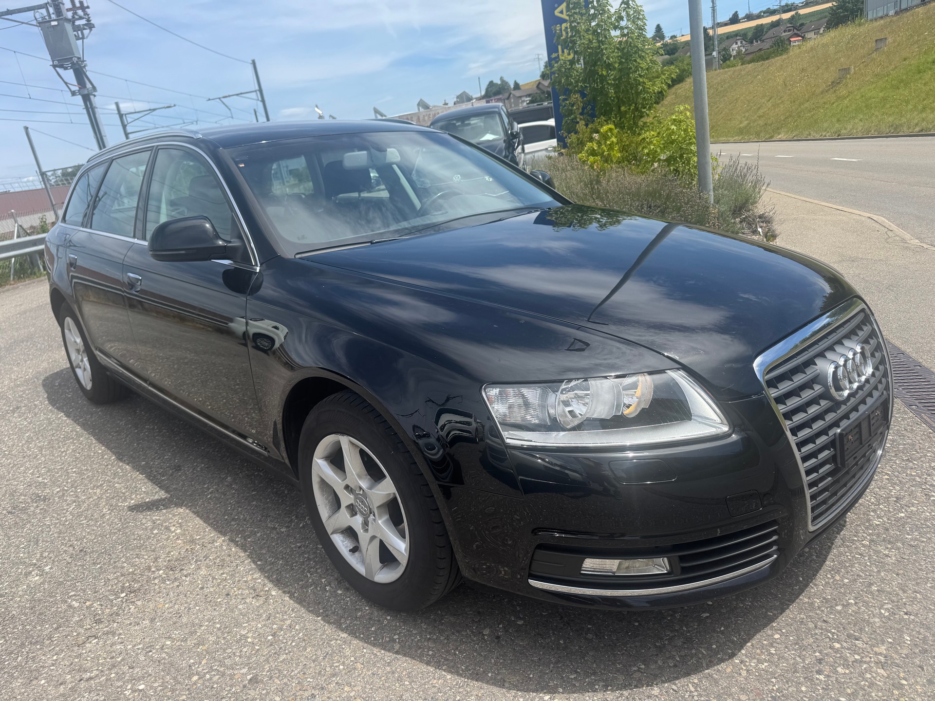 AUDI A6 Avant 2.8 V6 FSI-image-2