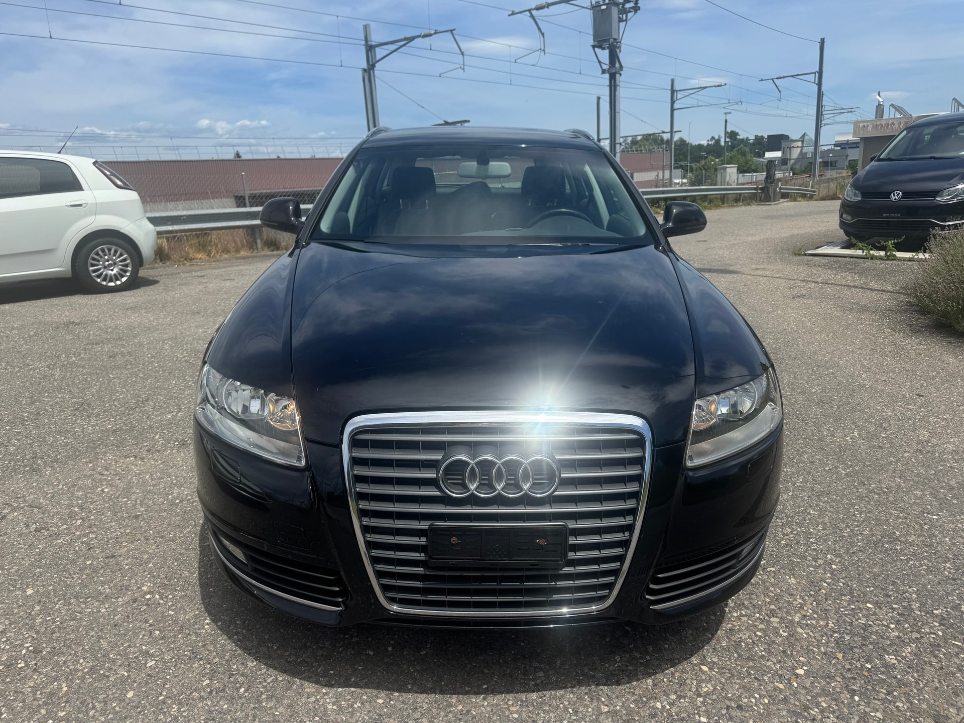 AUDI A6 Avant 2.8 V6 FSI-image-1