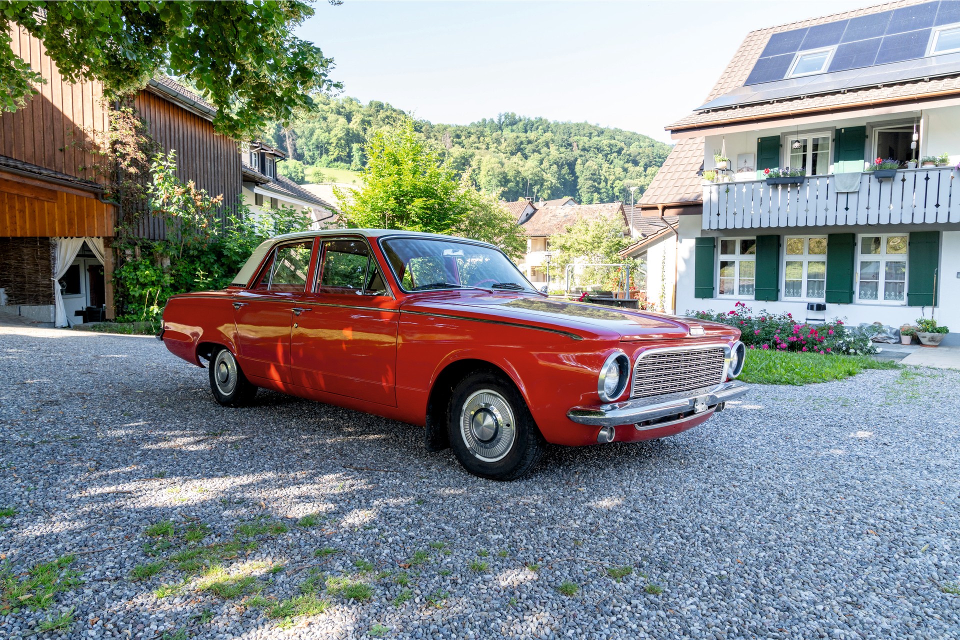CHRYSLER V 200-image-2