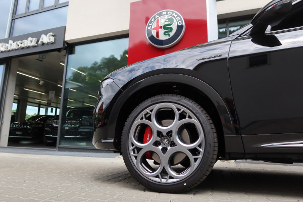 ALFA ROMEO Tonale PHEV Q4 Vel P Prem-image-5