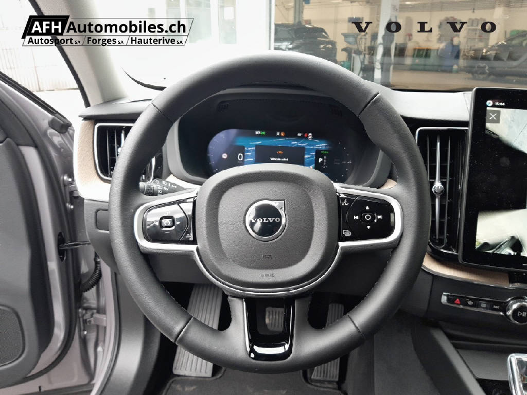 VOLVO XC60 2.0 T6 TE Plus Dark eAWD-image-13