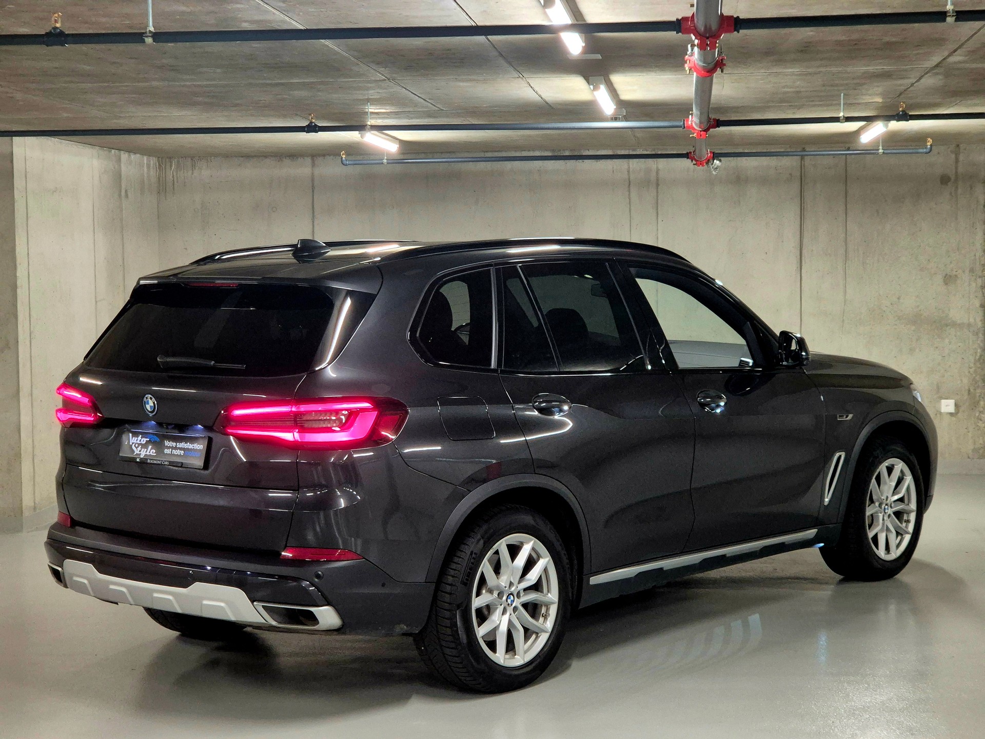 BMW X5 xDrive45e xLine Steptronic-image-5