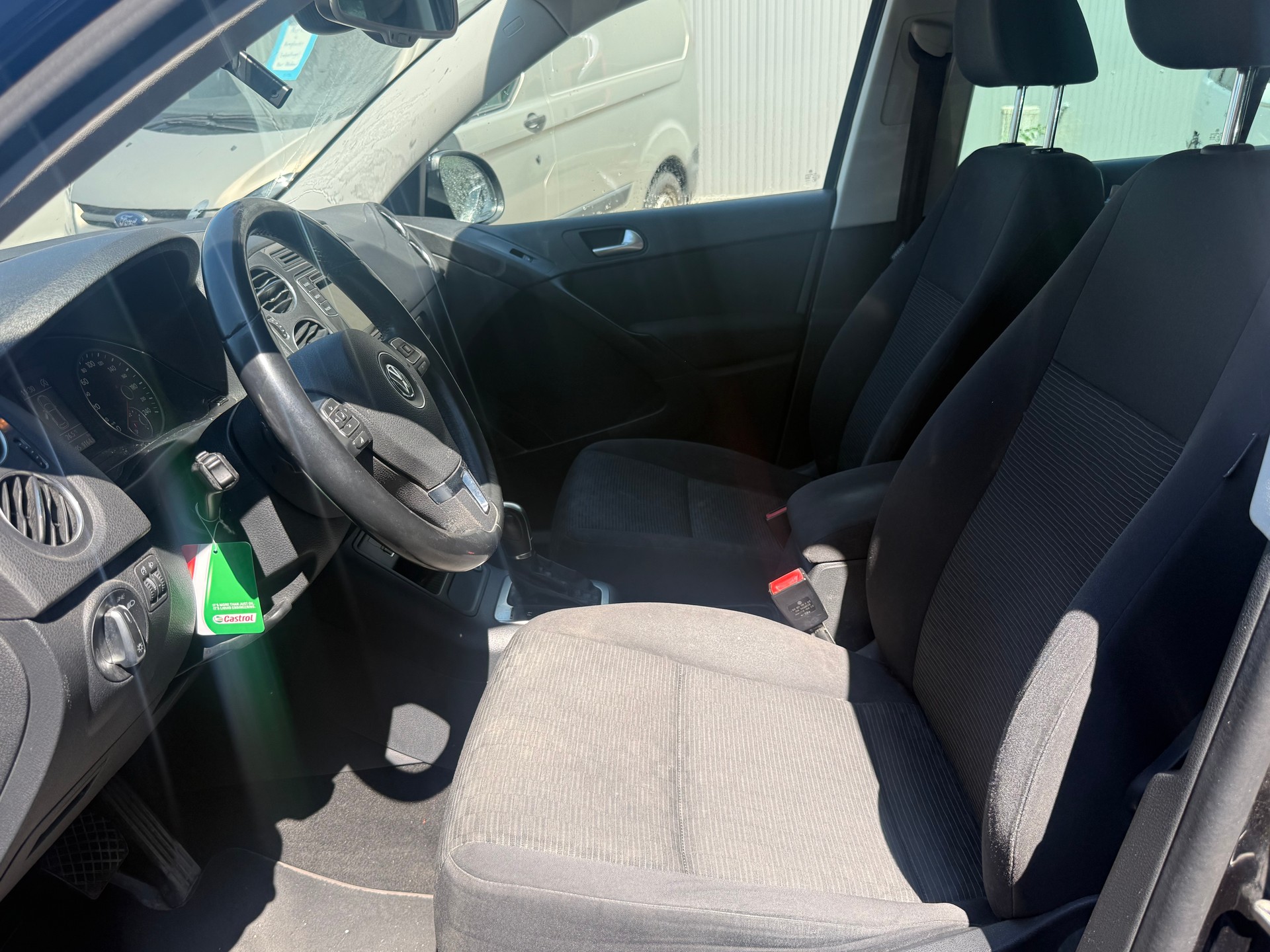 VW Tiguan 2.0 TDI Lounge 4Motion DSG-image-5