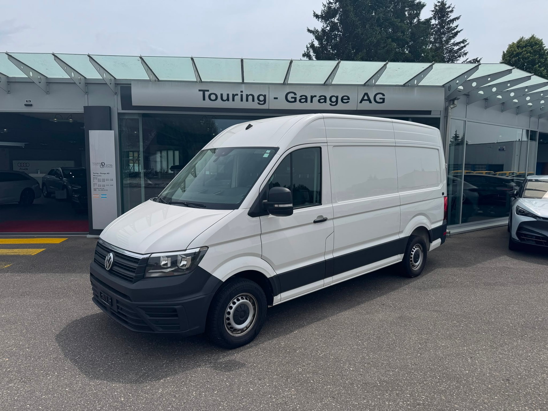 VW Crafter 35 2.0 TDI L3 Automat mit Klima-image-0