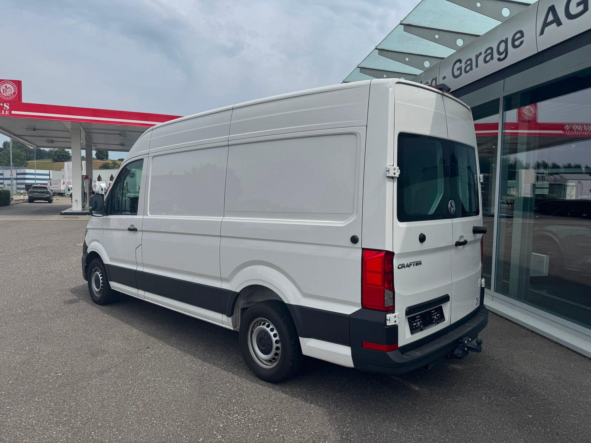 VW Crafter 35 2.0 TDI L3 Automat mit Klima-image-2