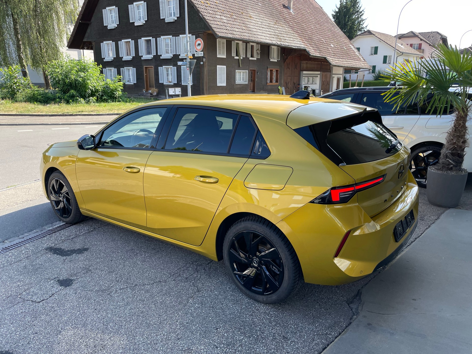 OPEL Astra 1.6 PHEV Turbo Swiss Plus A-image-2