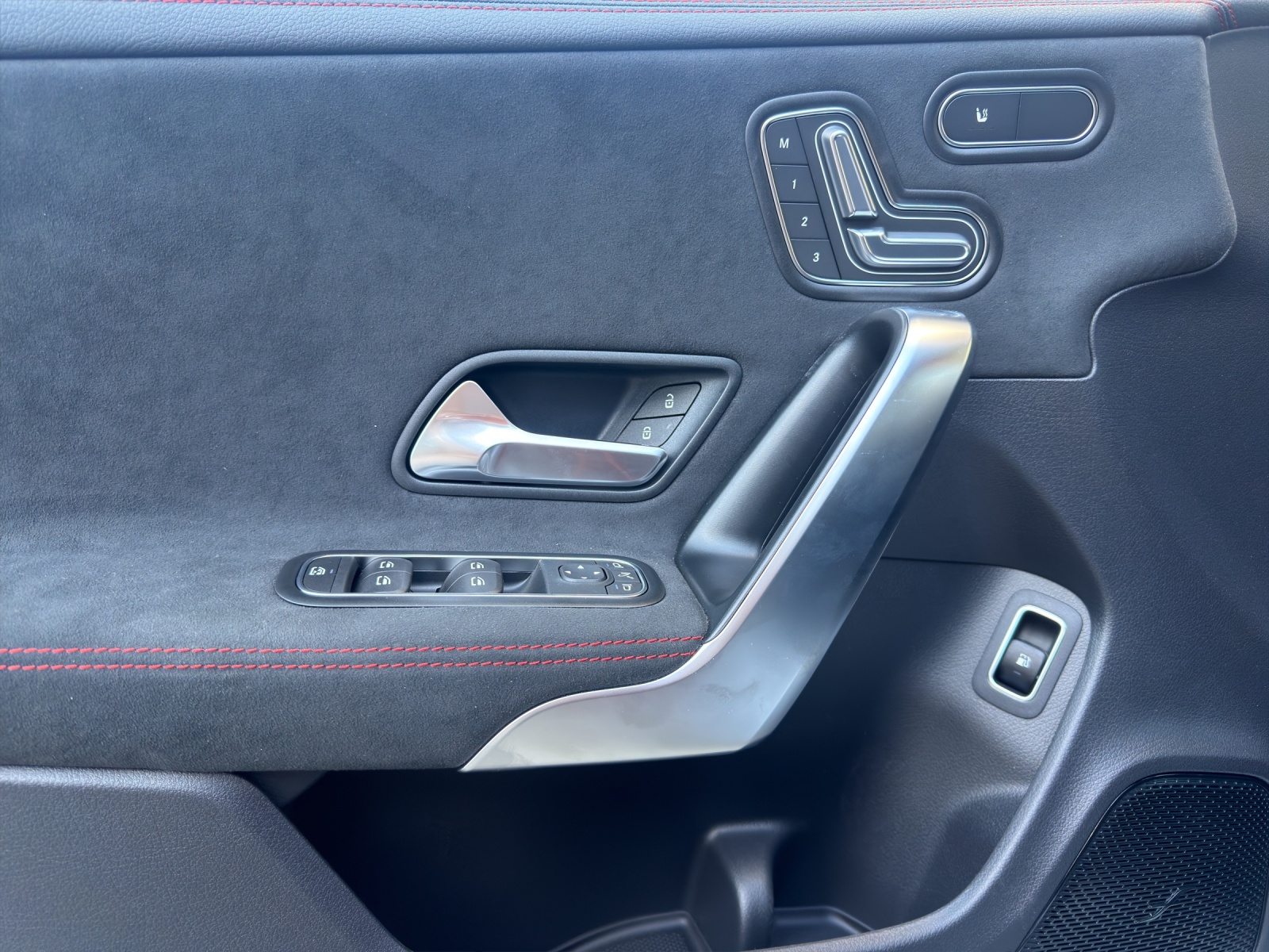 Image MERCEDES-BENZ CLA-250 CLA 250 e 8G-DCT EQ Star