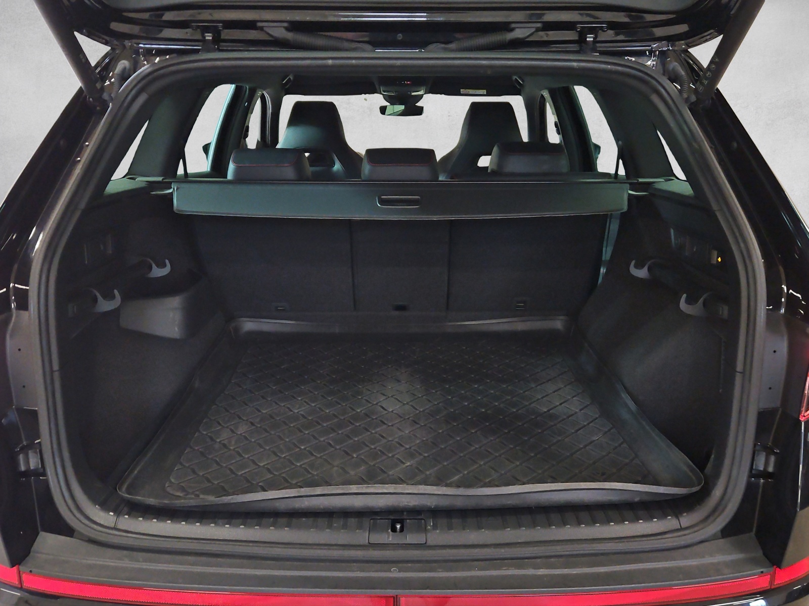 SKODA Kodiaq 2.0 TSI 4x4 RS-image-13