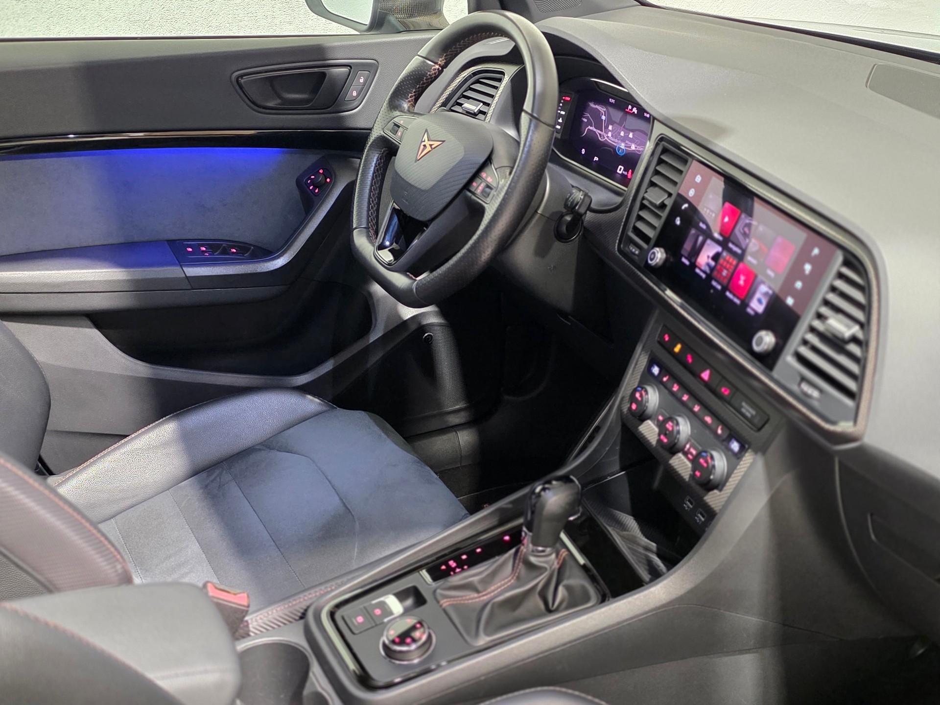 CUPRA Ateca 2.0TSI Limited 350 Edition 4Drive DSG-image-14