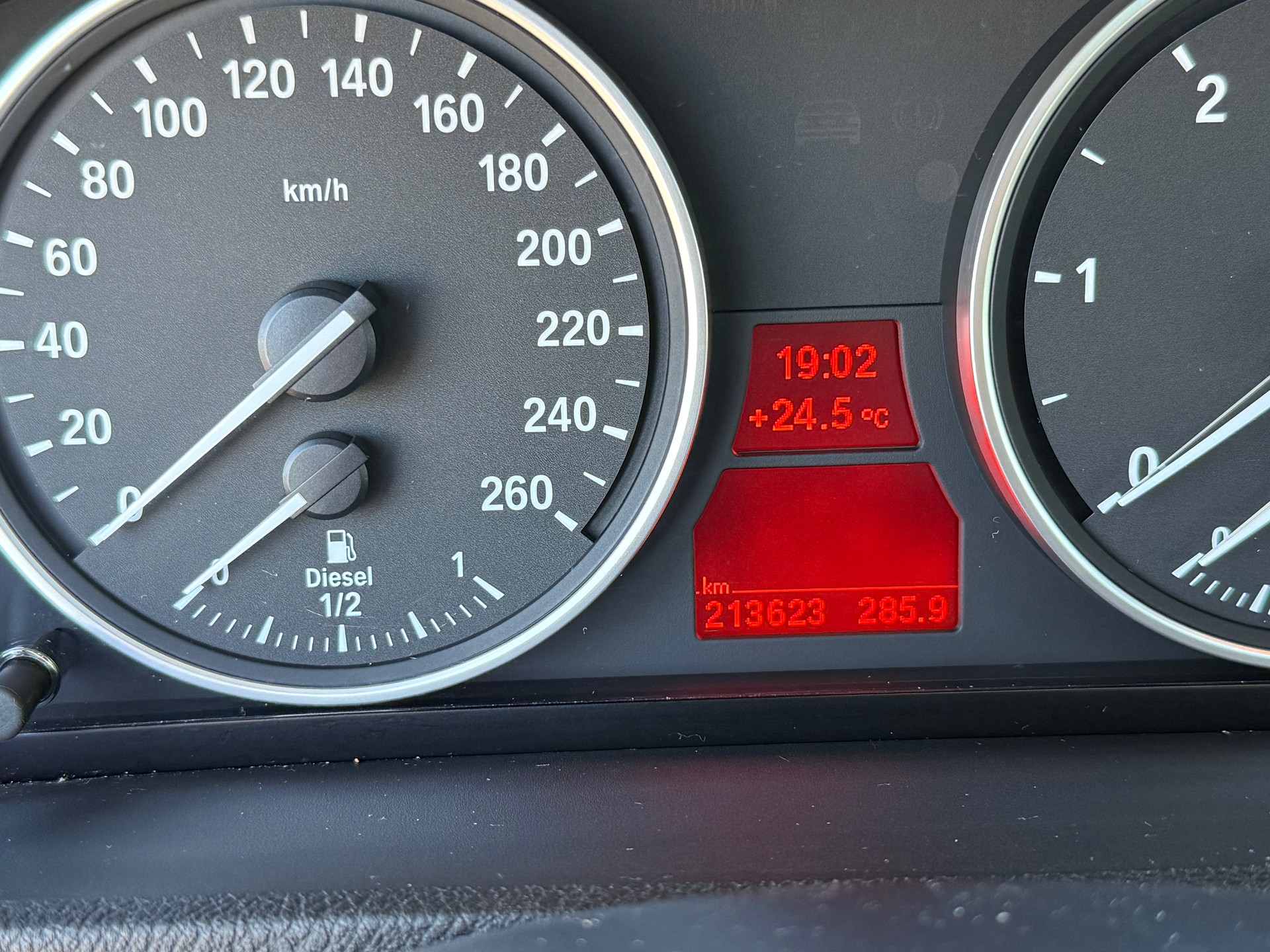 BMW 35d xDrive-image-3