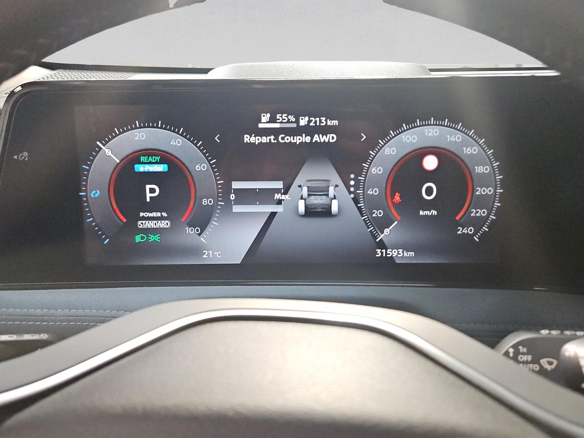 NISSAN Ariya 87 kWh e-4orce Evolve Allrad-image-10