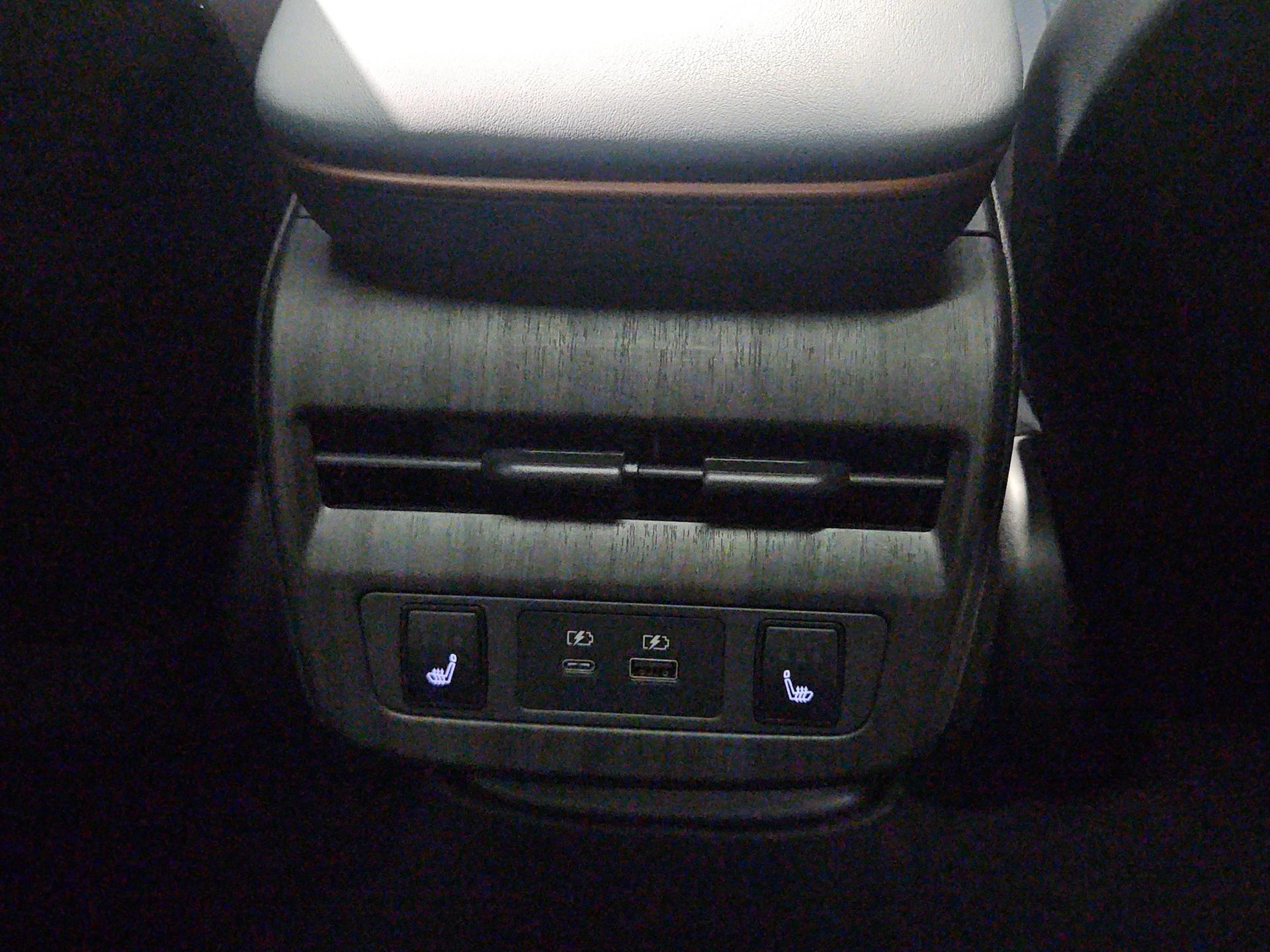 NISSAN Ariya 87 kWh e-4orce Evolve Allrad-image-26