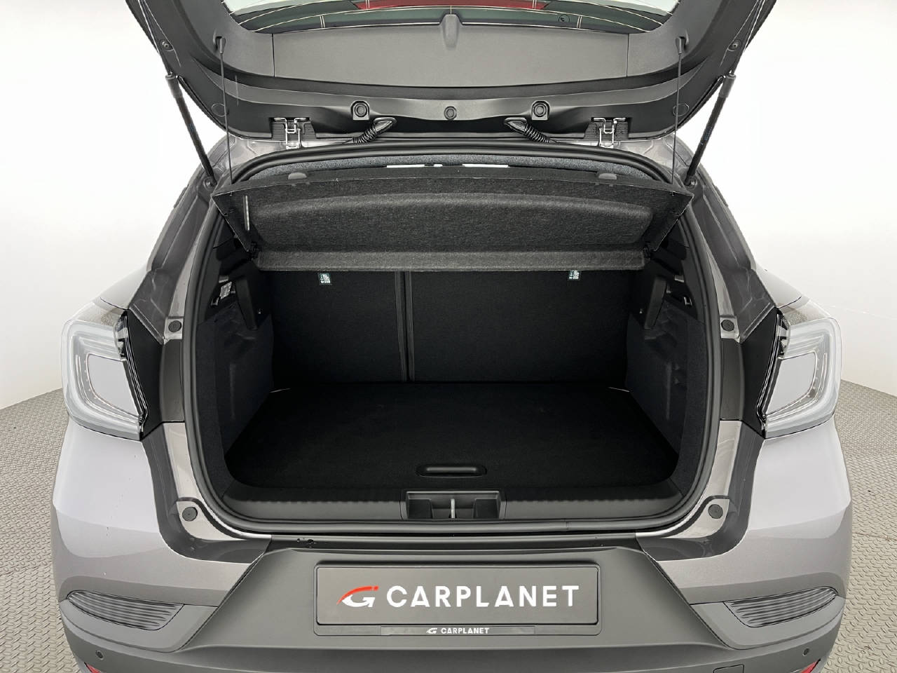 RENAULT Captur 1.8 E-Tech evolution-image-17