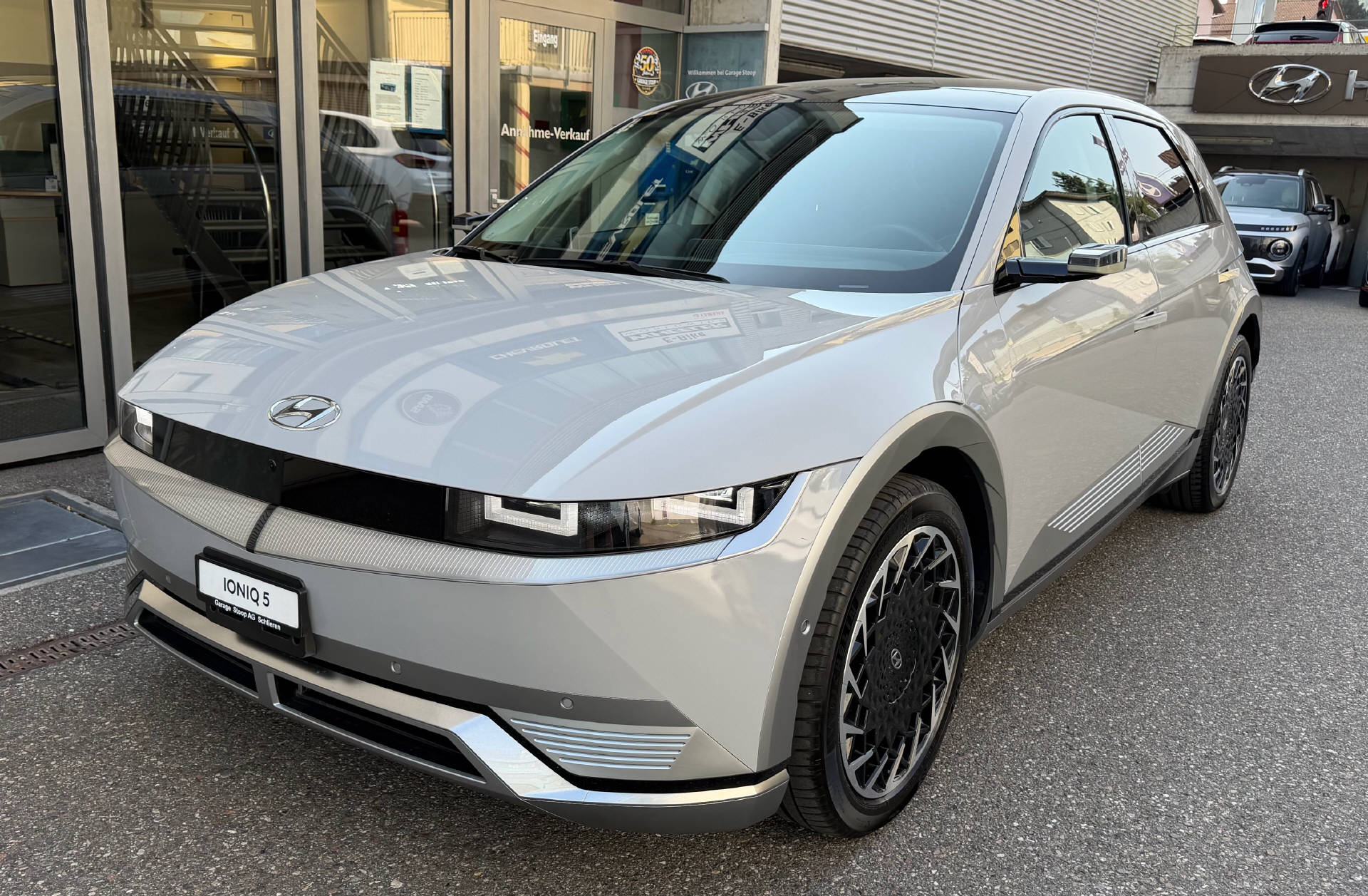 HYUNDAI Ioniq 5 77,4 kWh Vertex 4WD-image-0