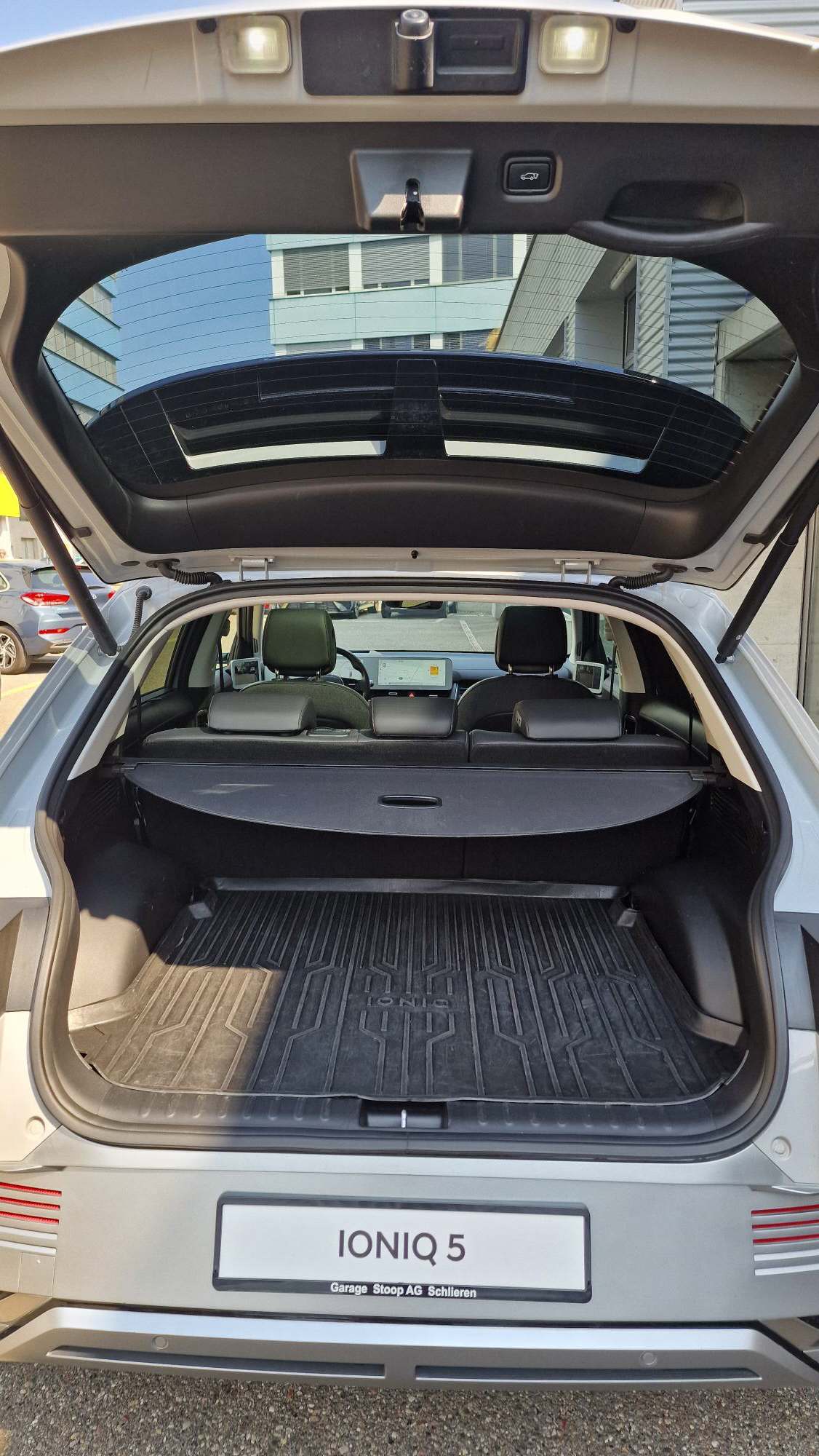 HYUNDAI Ioniq 5 77,4 kWh Vertex 4WD-image-4