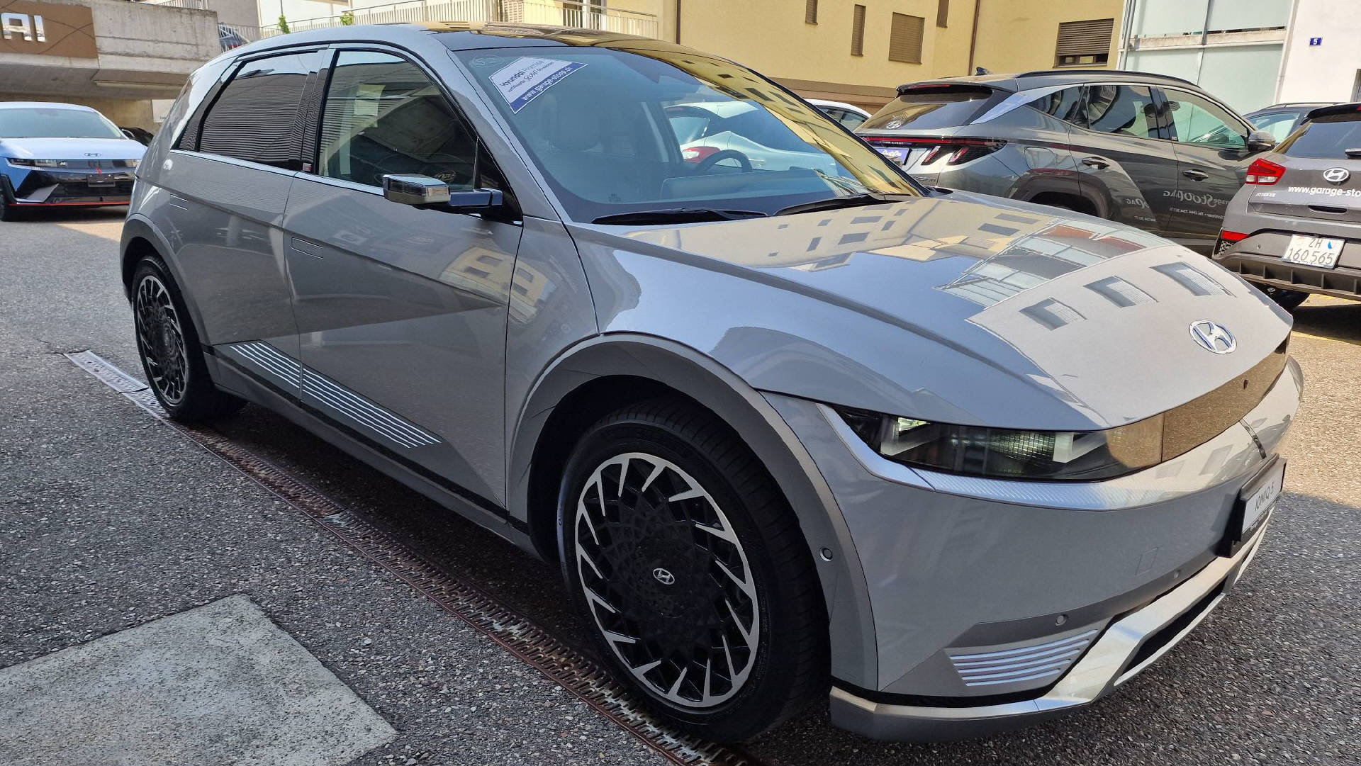 HYUNDAI Ioniq 5 77,4 kWh Vertex 4WD-image-6
