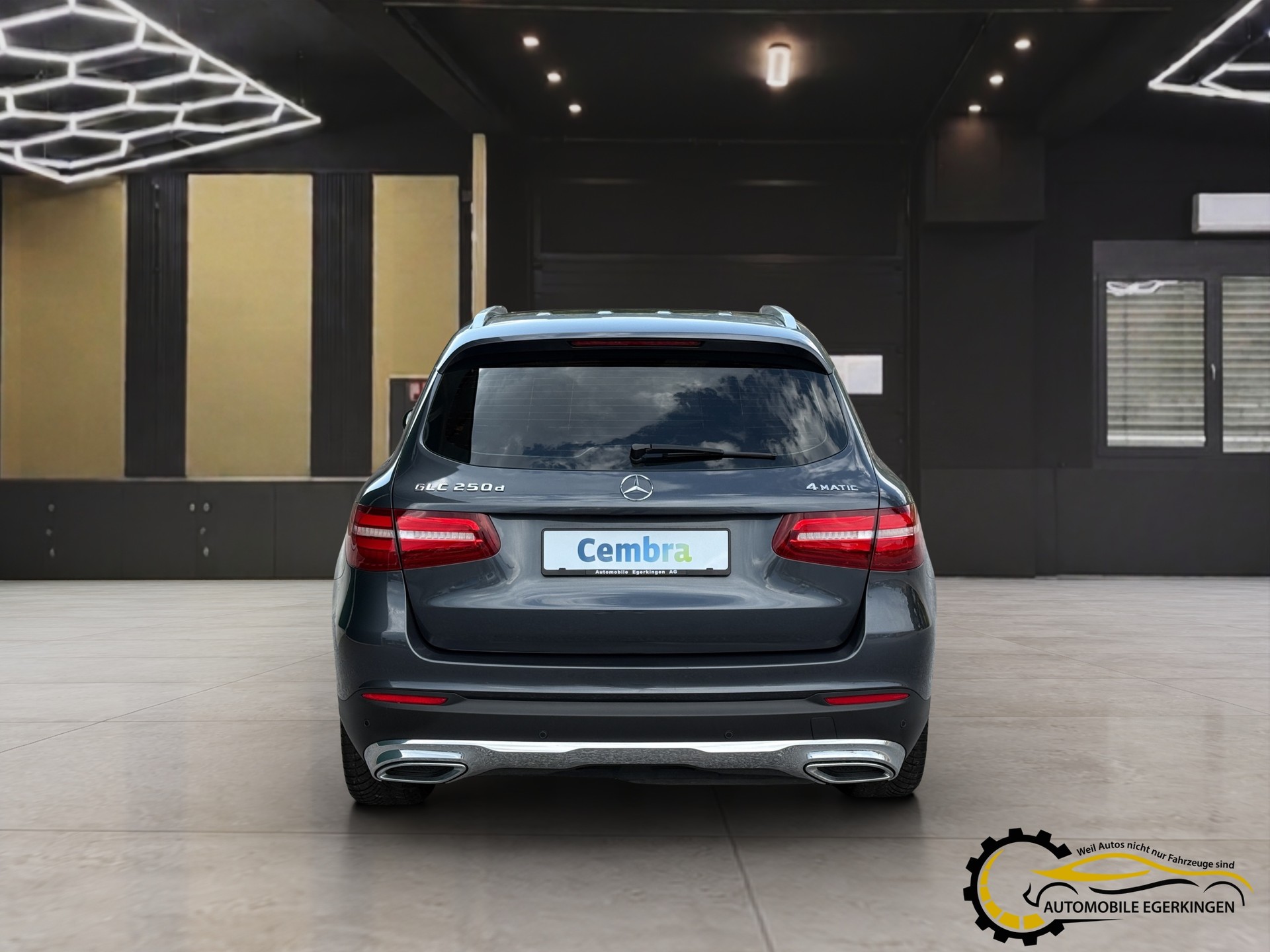 MERCEDES-BENZ GLC 250 d Exclusive 4m-image-5