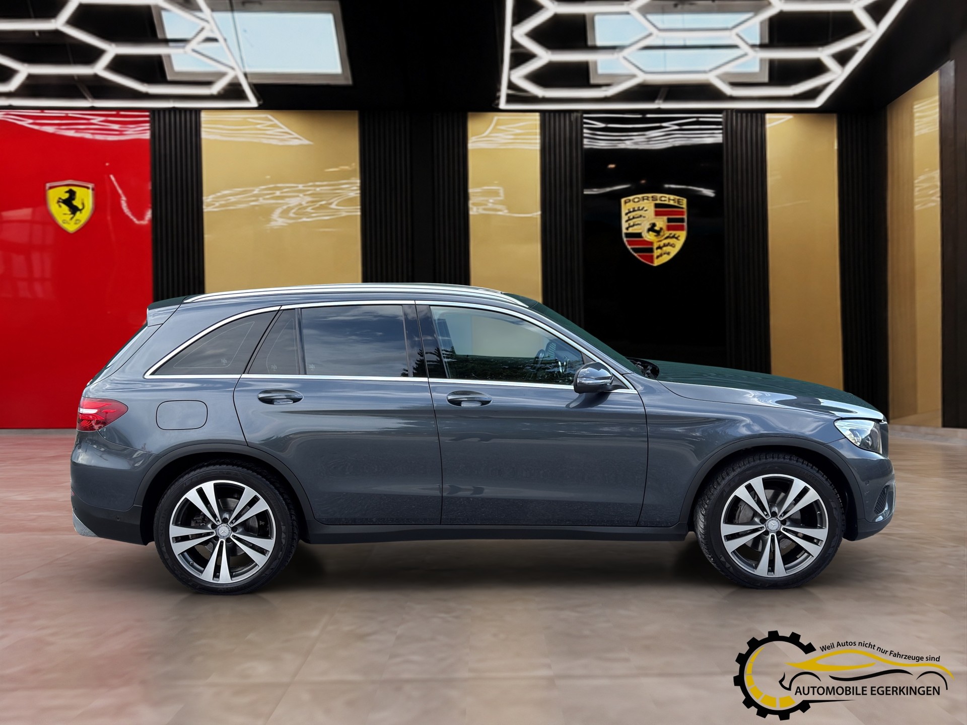 MERCEDES-BENZ GLC 250 d Exclusive 4m-image-3