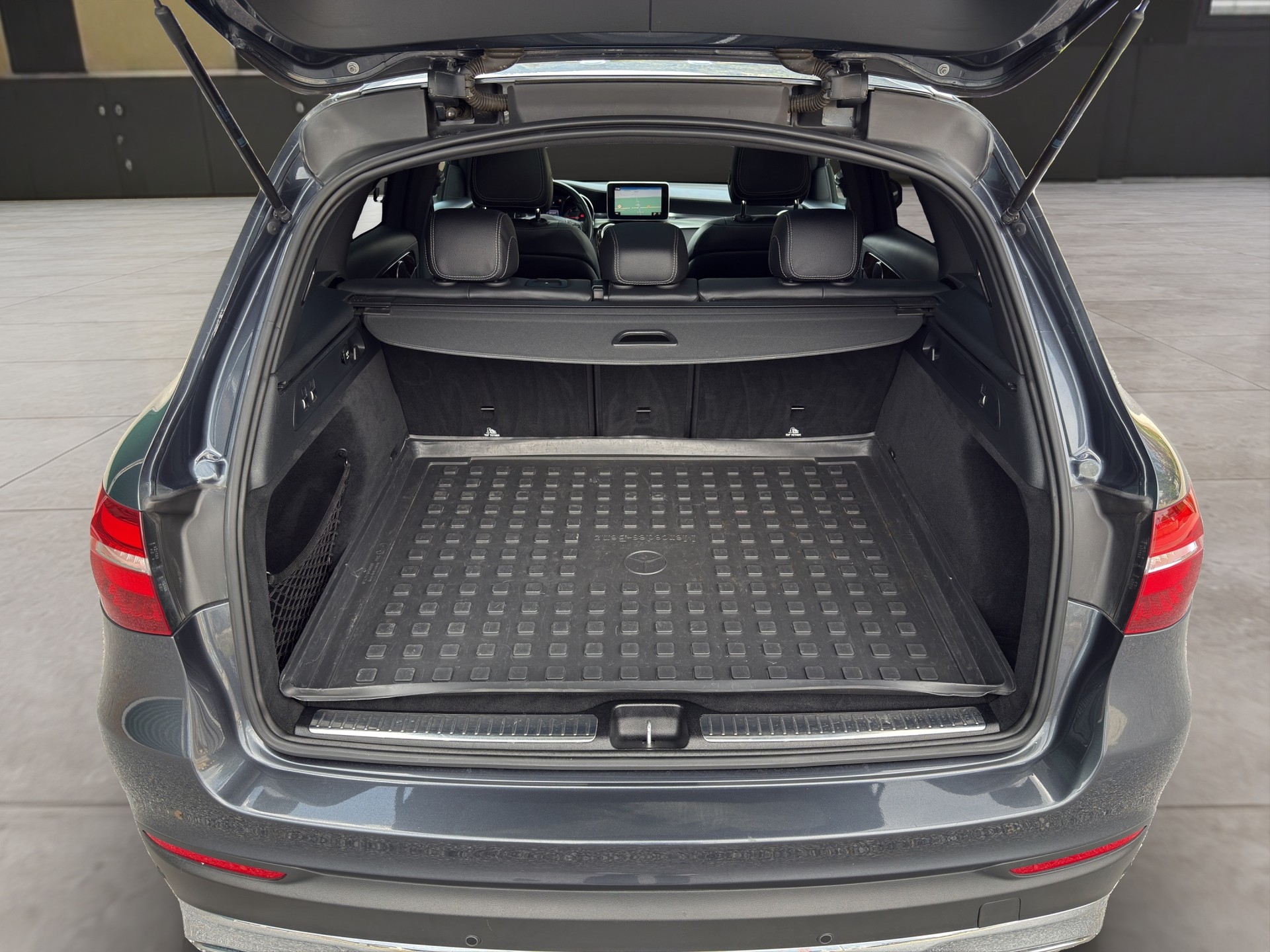 MERCEDES-BENZ GLC 250 d Exclusive 4m-image-14