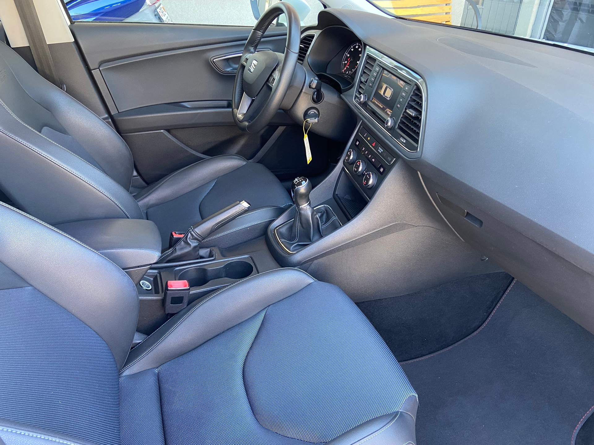 SEAT Leon 1.4 TSI Style-image-8