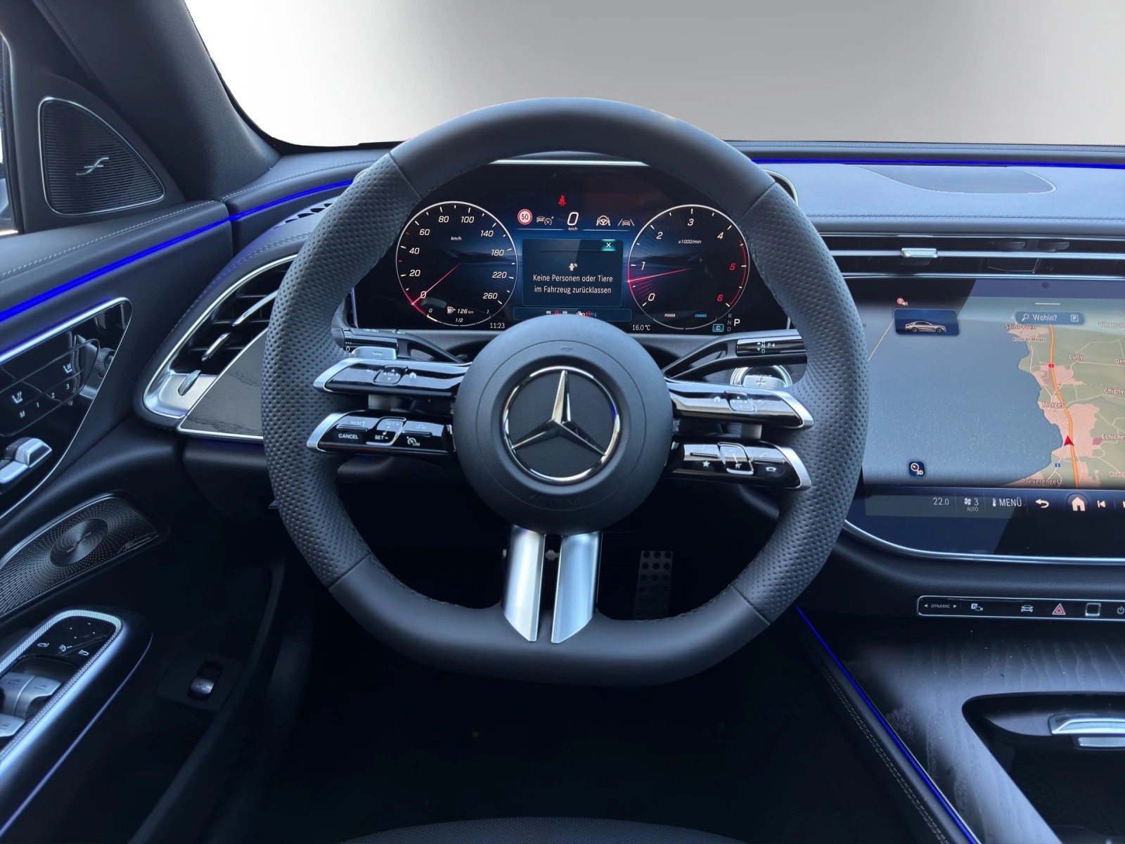 MERCEDES-BENZ E 220 d 4Matic 9G-Tronic-image-14