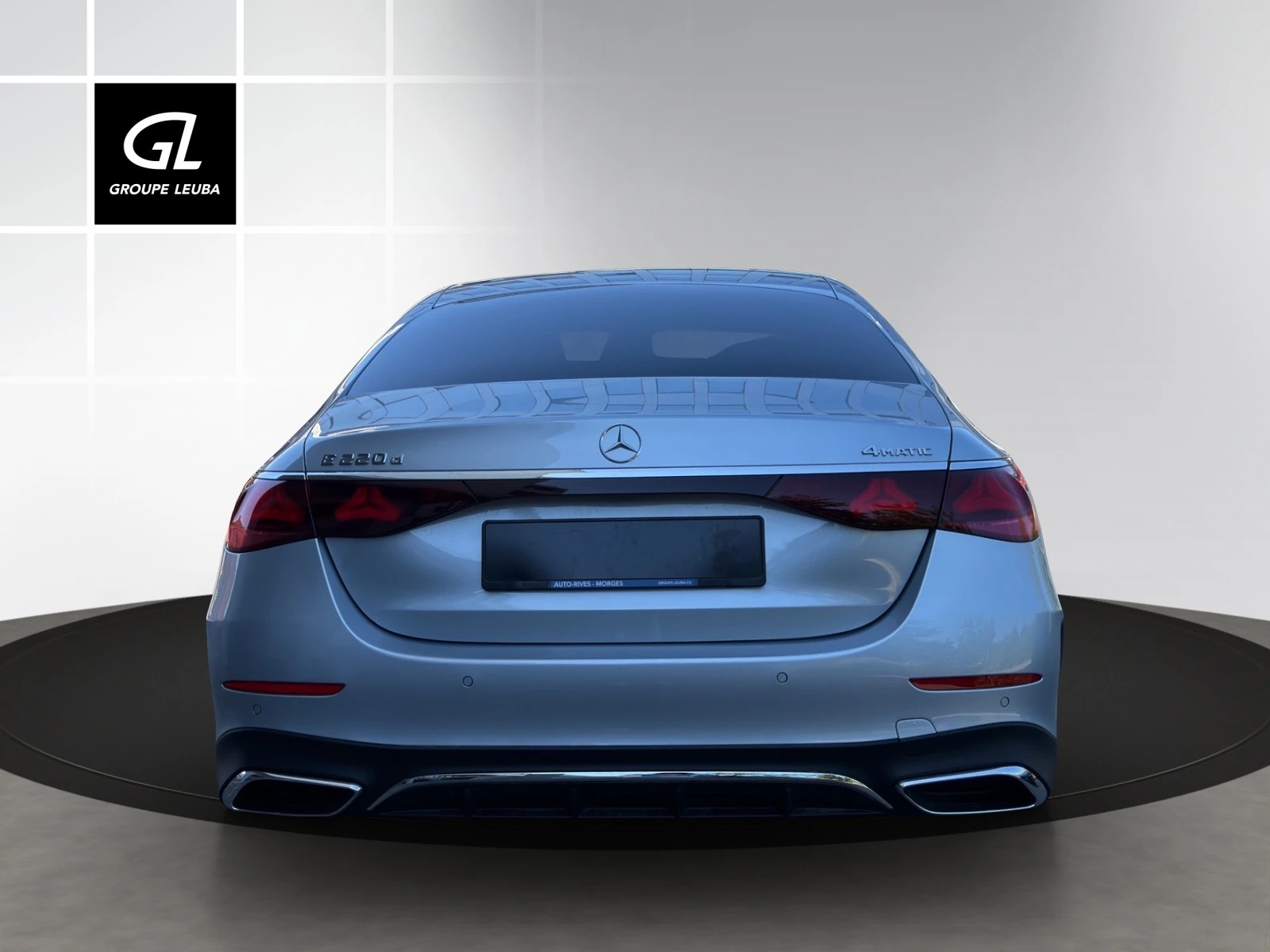 MERCEDES-BENZ E 220 d 4Matic 9G-Tronic-image-10