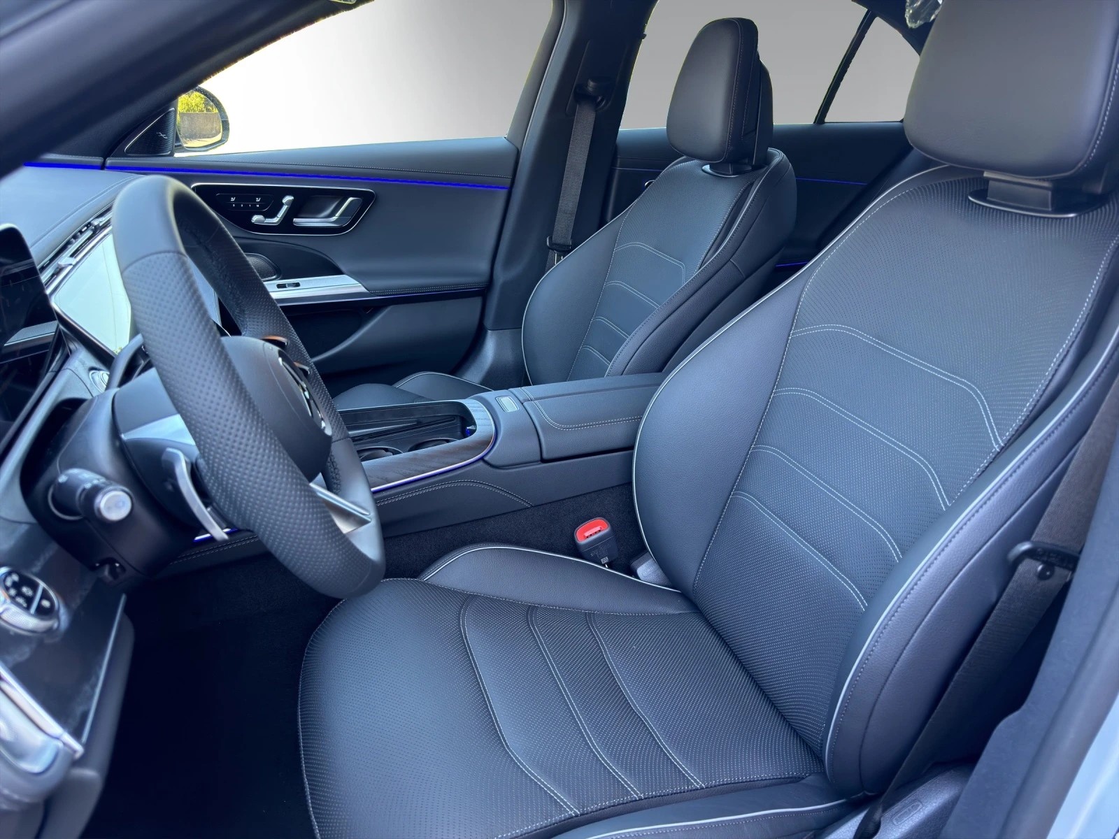 MERCEDES-BENZ E 220 d 4Matic 9G-Tronic-image-5