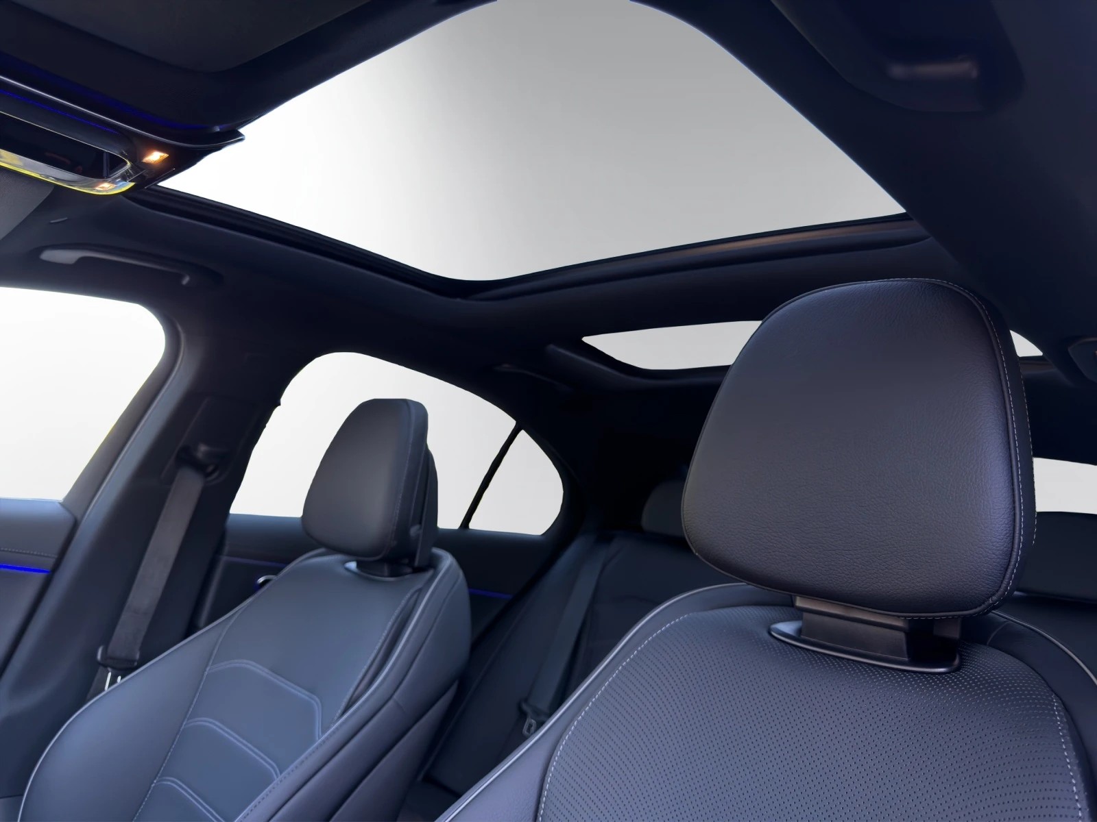 MERCEDES-BENZ E 220 d 4Matic 9G-Tronic-image-8