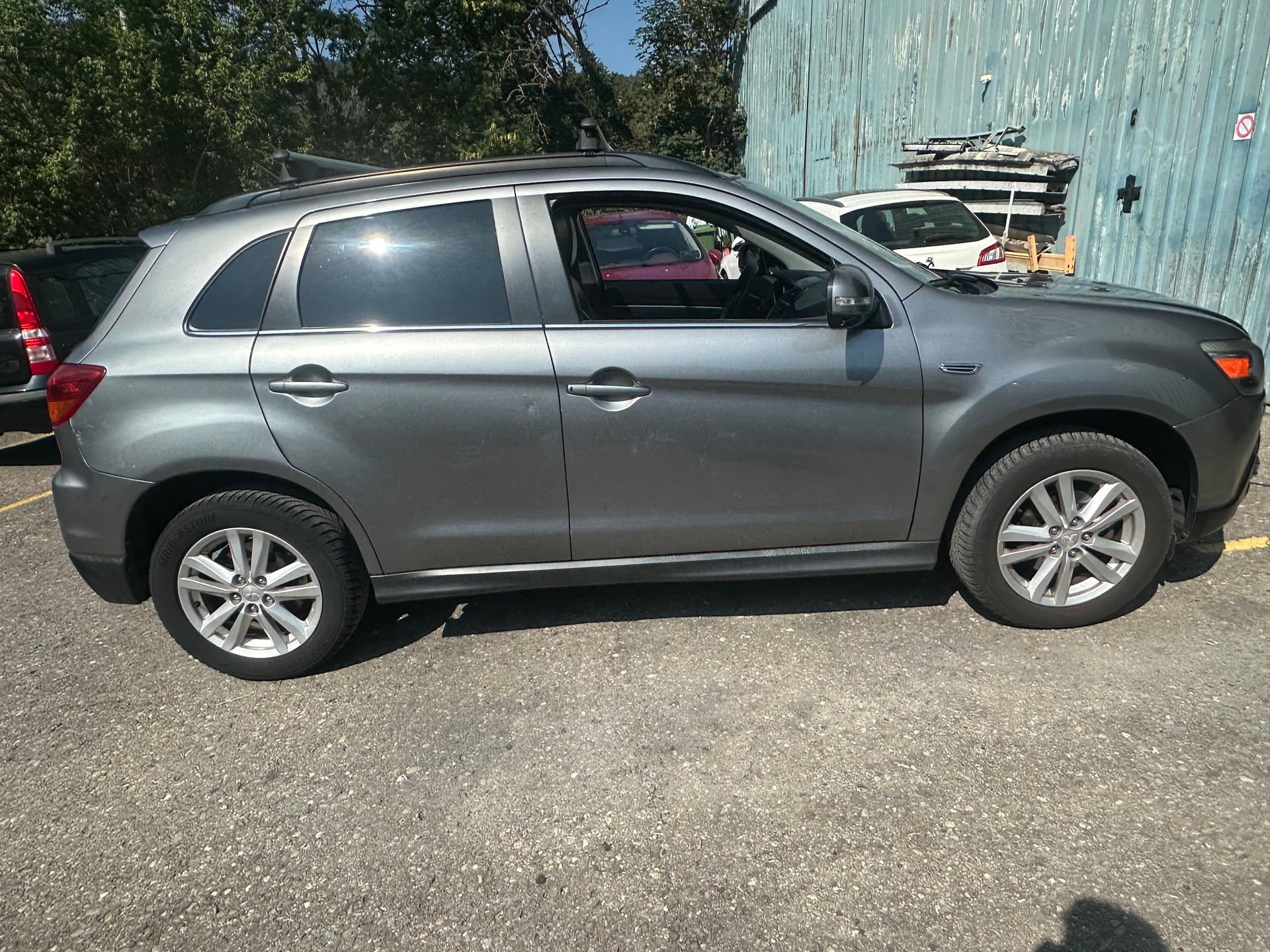 MITSUBISHI ASX 1.8 DID Navigator 4WD-image-2