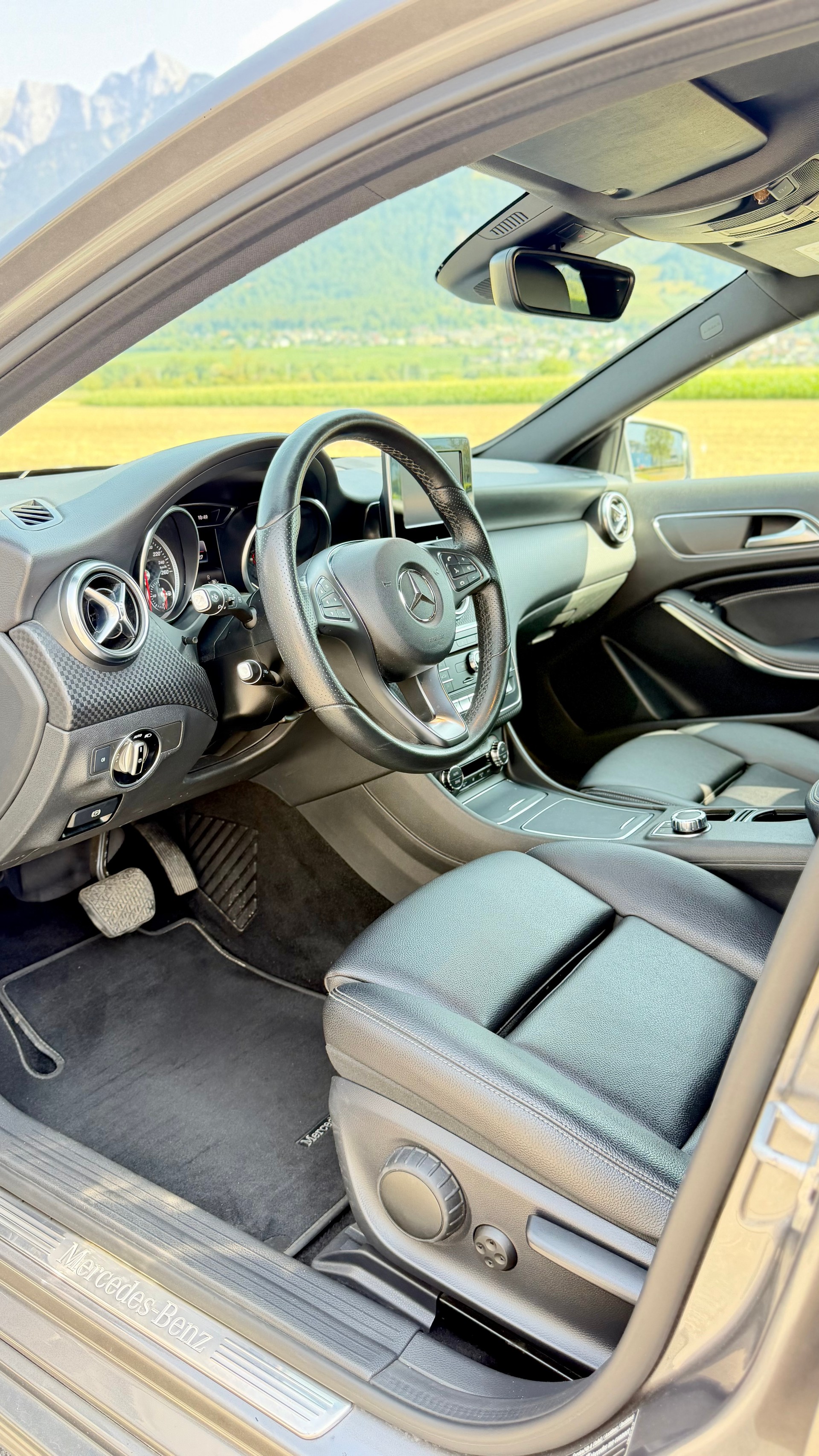 MERCEDES-BENZ A 220 Style 4Matic 7G-DCT-image-11
