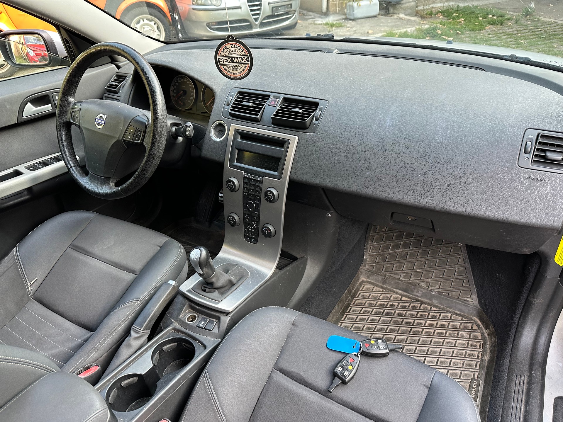 VOLVO V50 2.0D Momentum FIXPREIS-image-11
