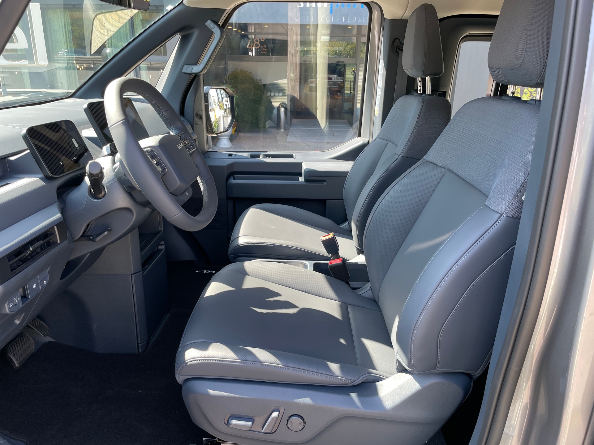 KIA PV5 71.2 kWh Elite mit AHK-image-16