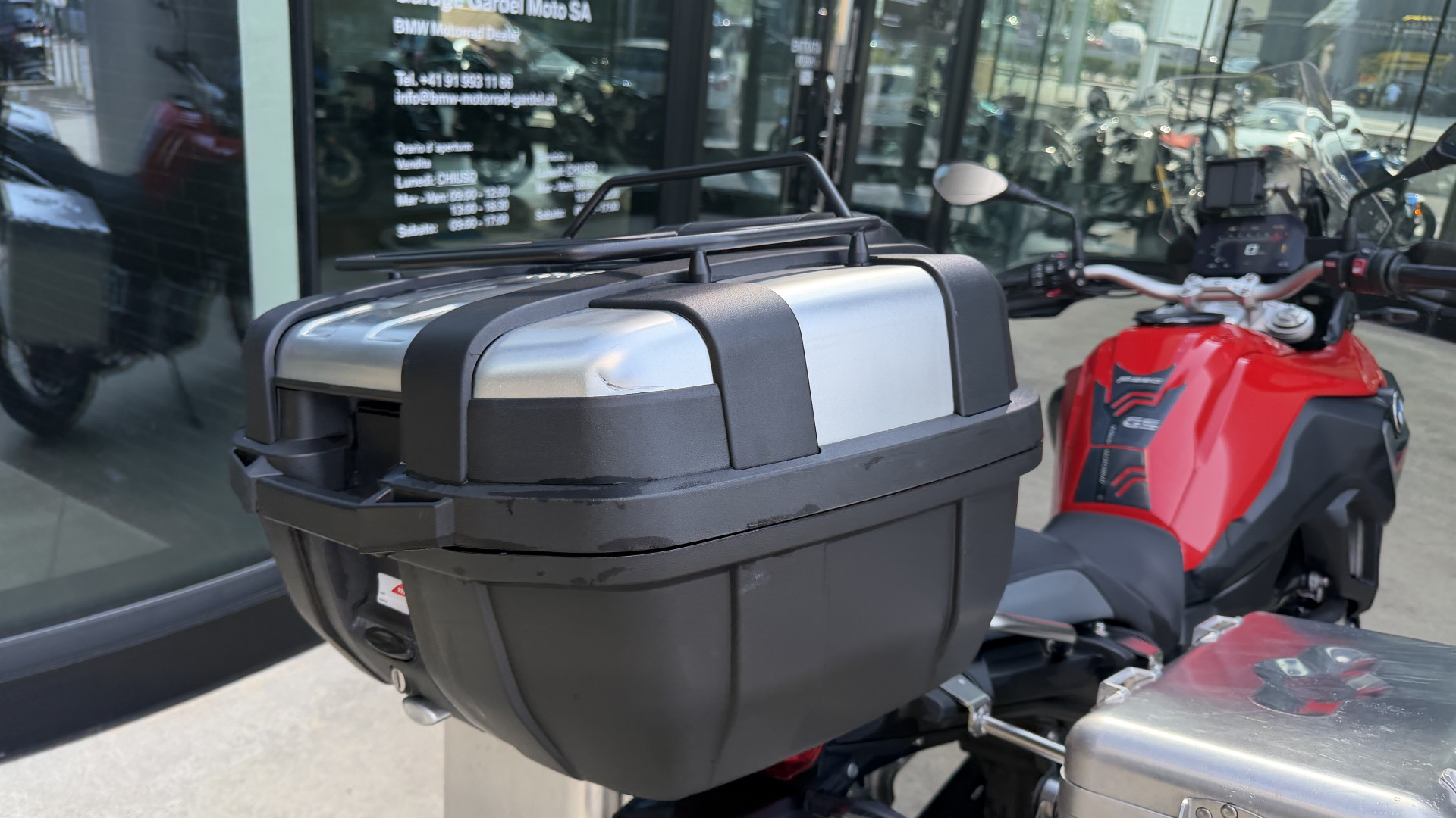 BMW F 850 GS-showroom-element-3