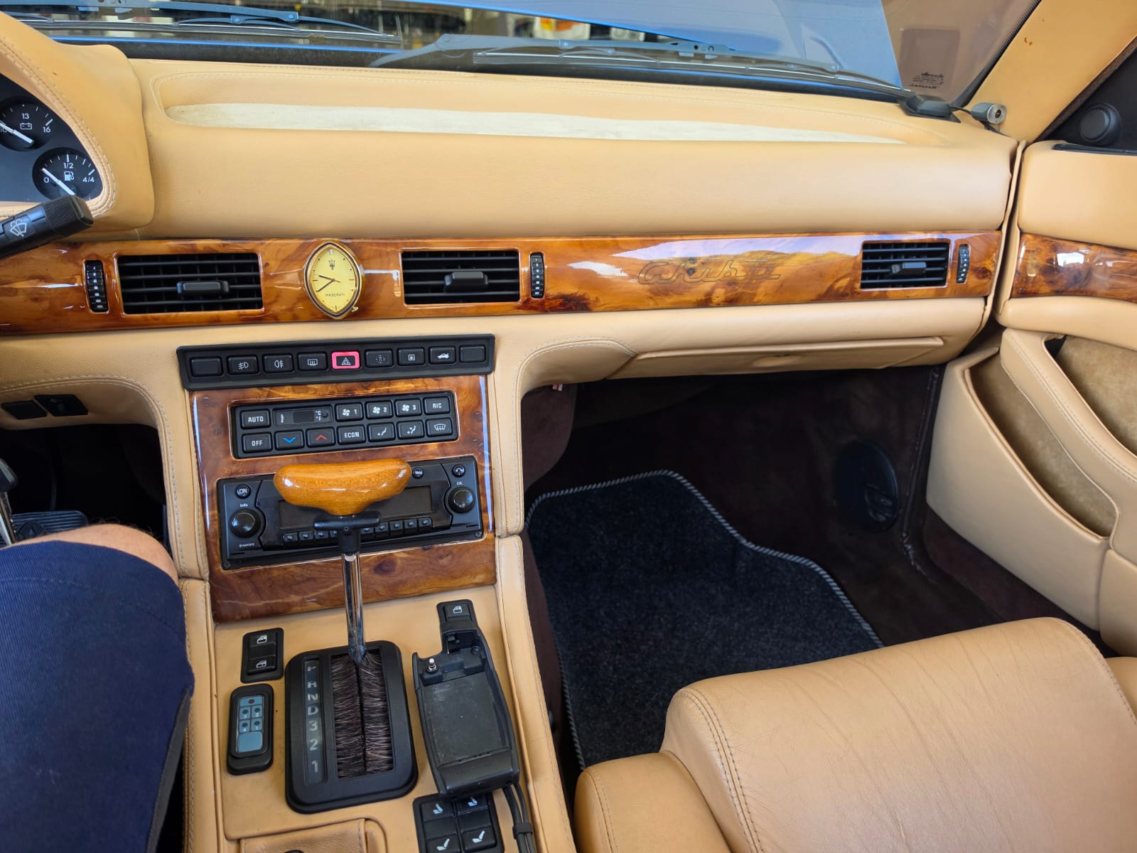 MASERATI 2.8 V6-image-8