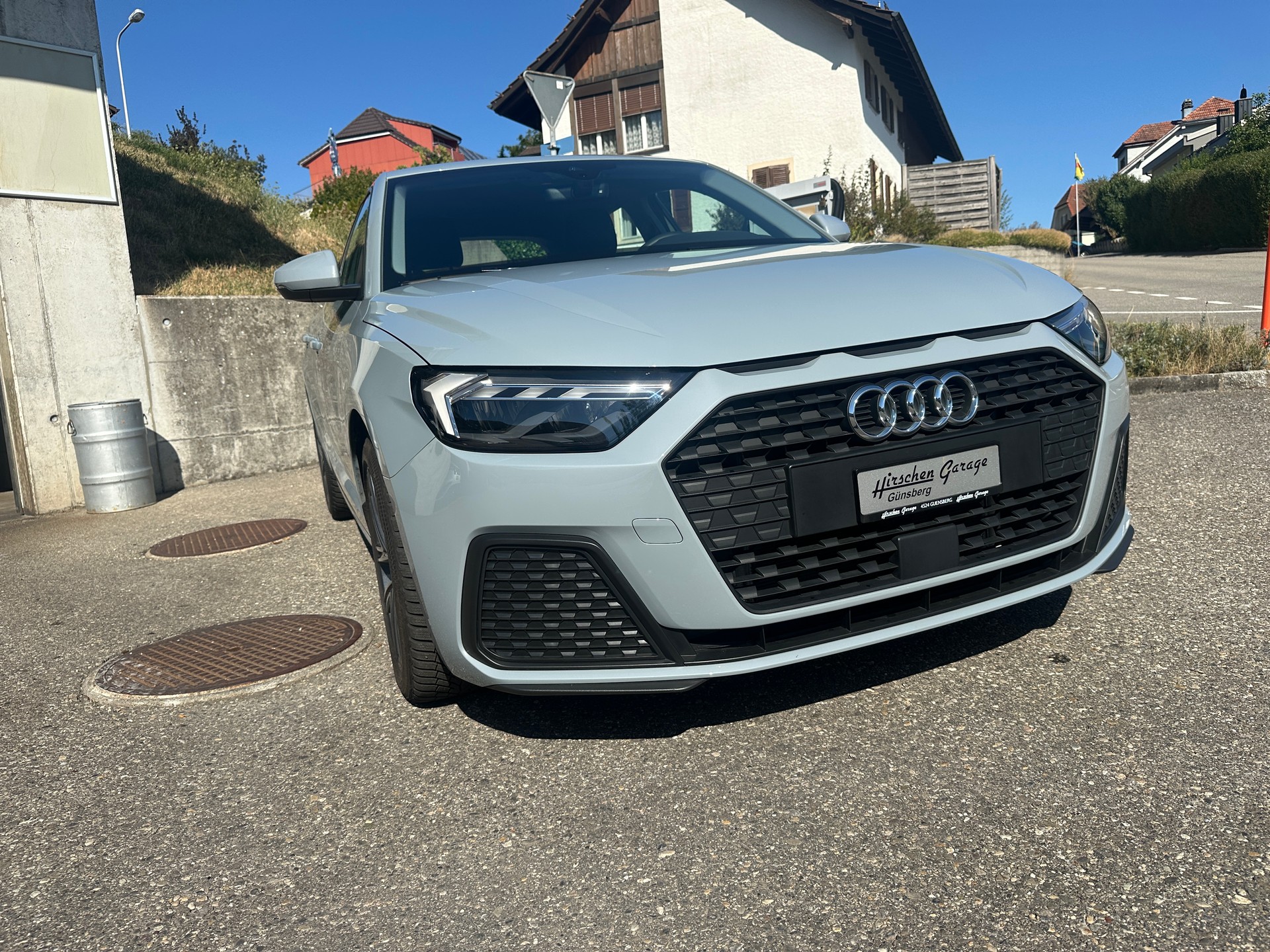 AUDI A1 Sportback 30 TFSI Attraction S-tronic-image-0
