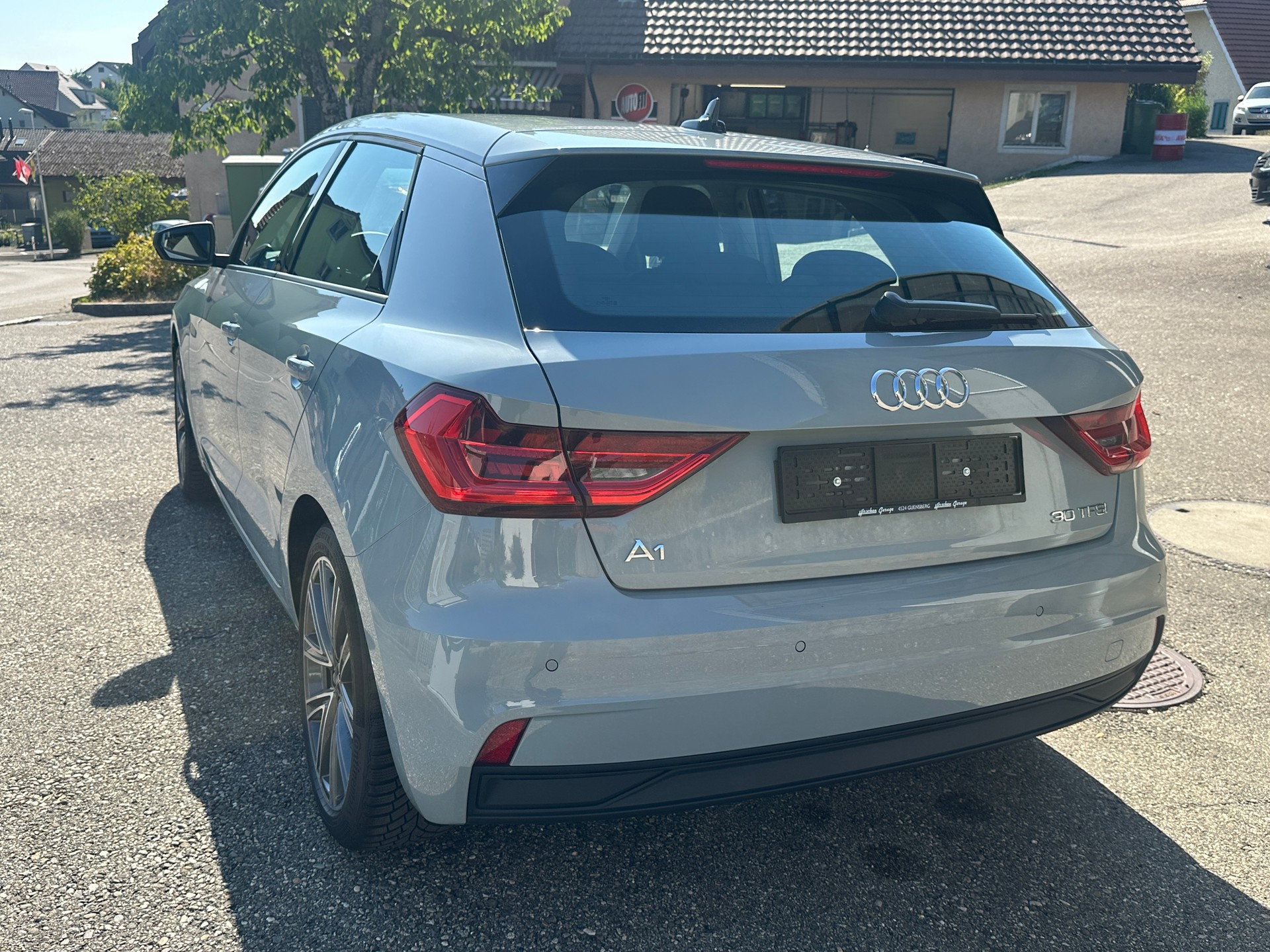 AUDI A1 Sportback 30 TFSI Attraction S-tronic-image-3